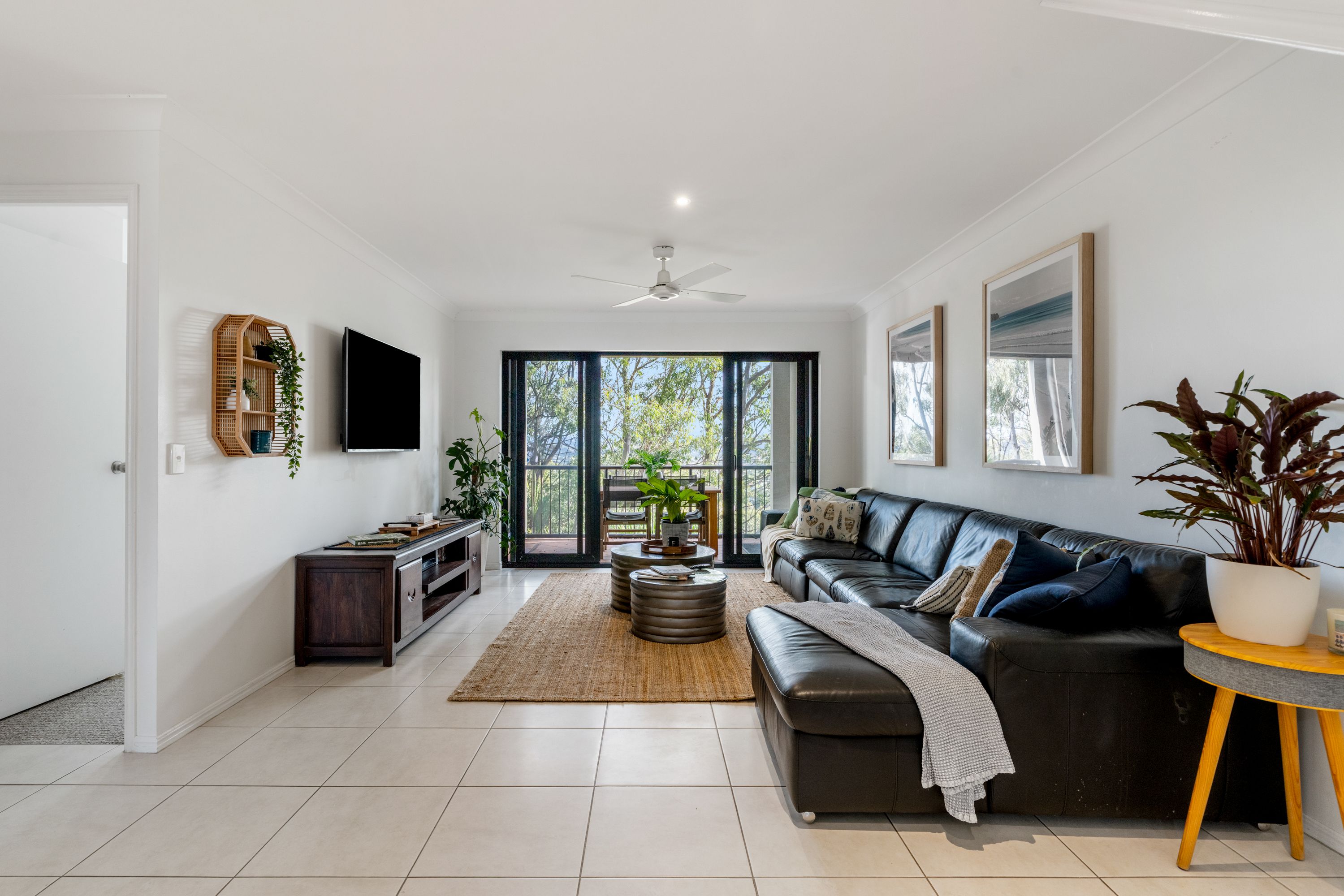 42/1 Great Hall Drive — photo 7 of 27