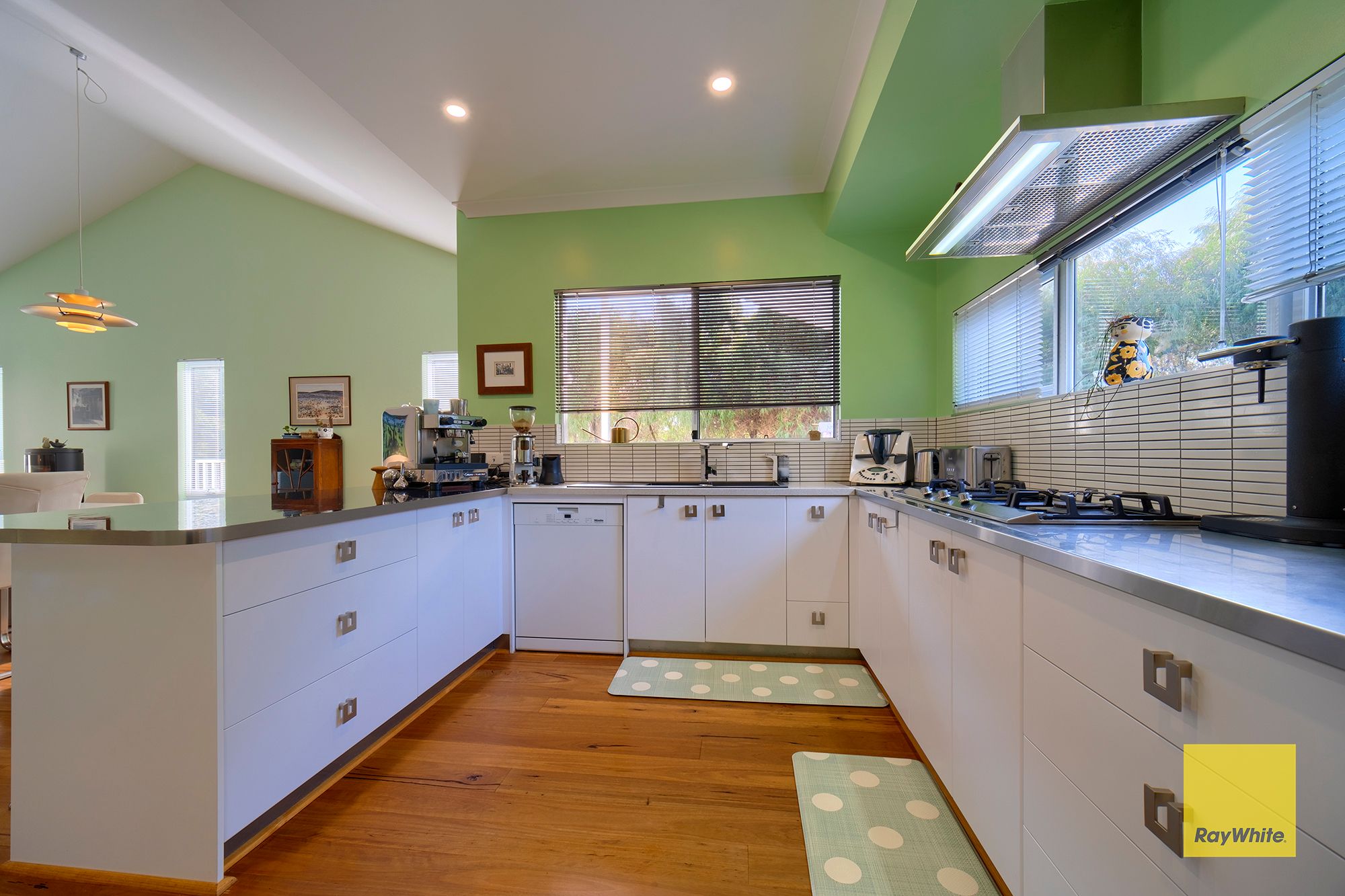 33 La Perouse Road, Goode Beach, WA 6330 Sold House Ray White Albany