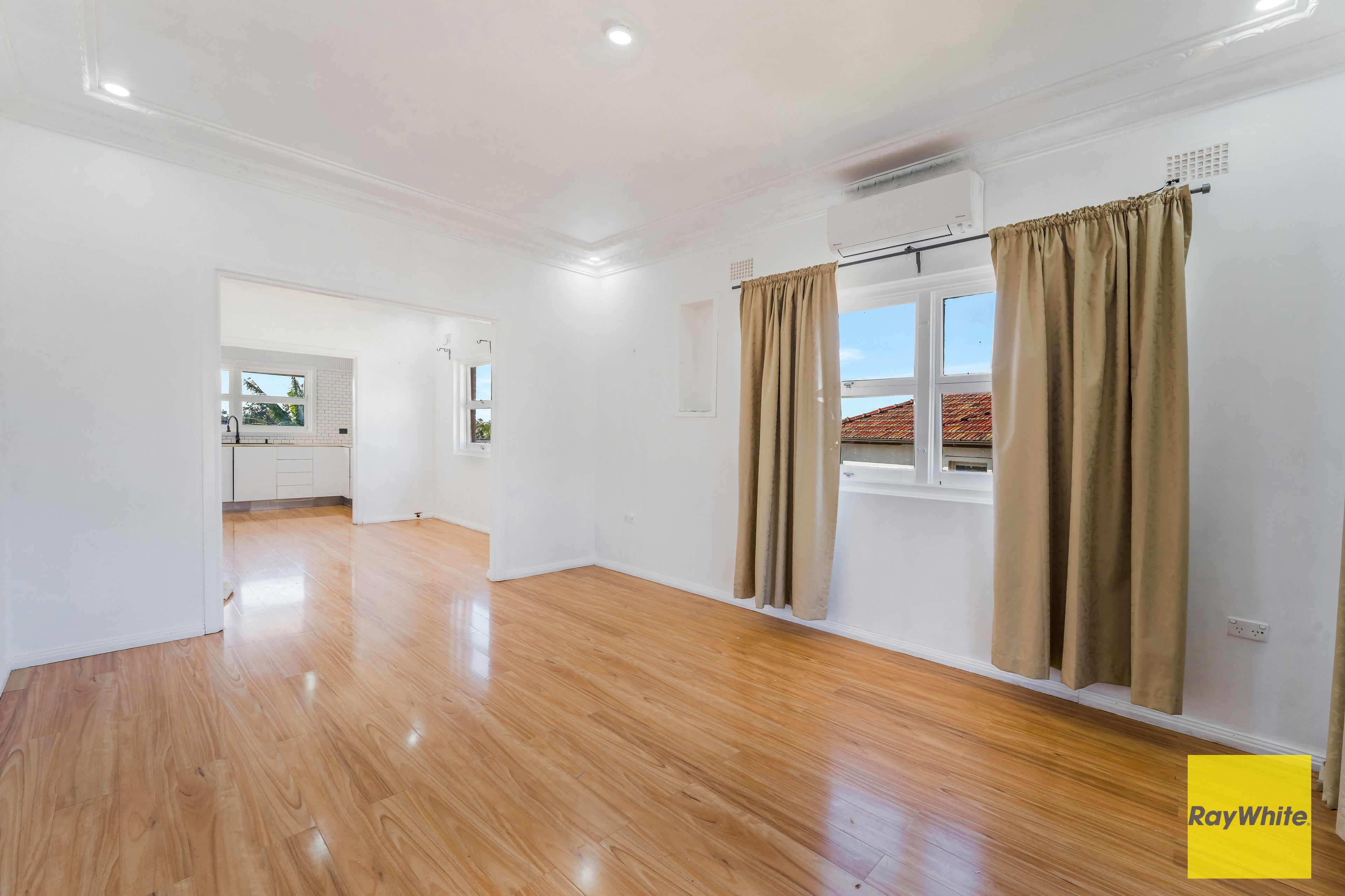 5 Exhibition Parade, Mount Pritchard, NSW 2170