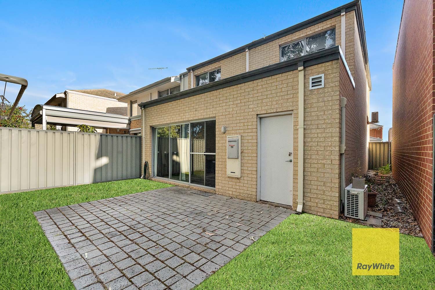 5/50 Suttor Drive — photo 7 of 14