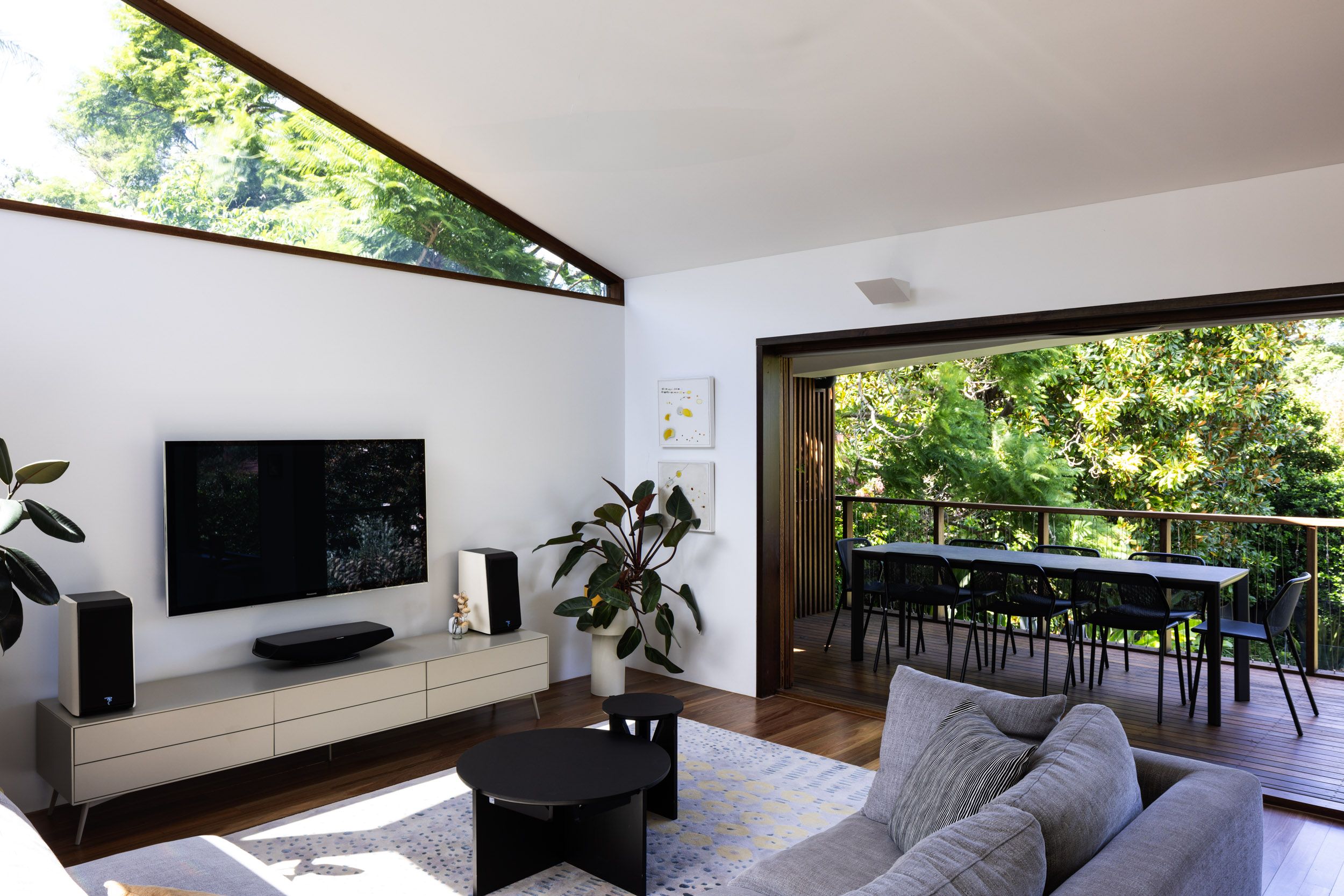 32 Robert Street — photo 7 of 17