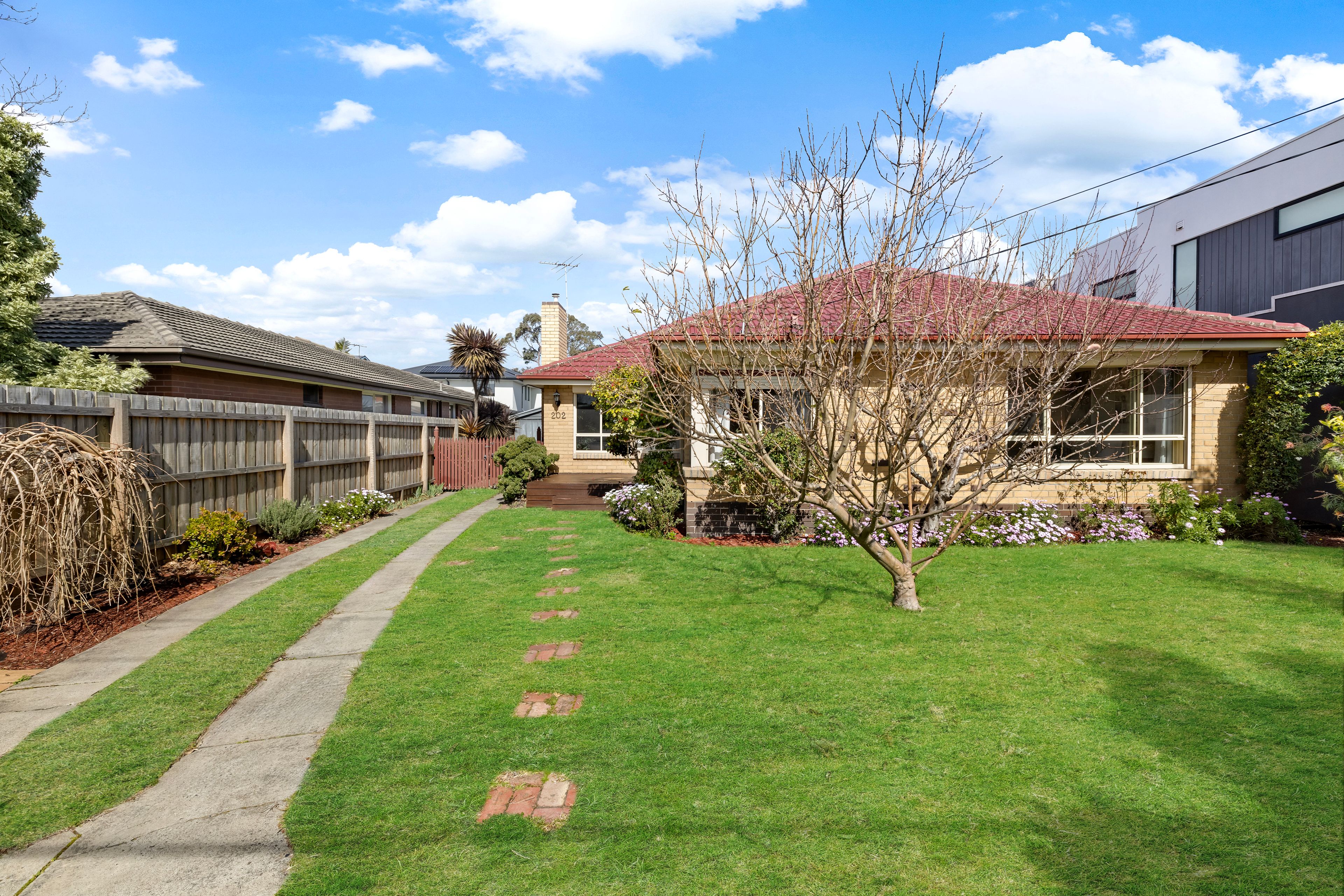 202 Centre Dandenong Road — photo 17 of 22
