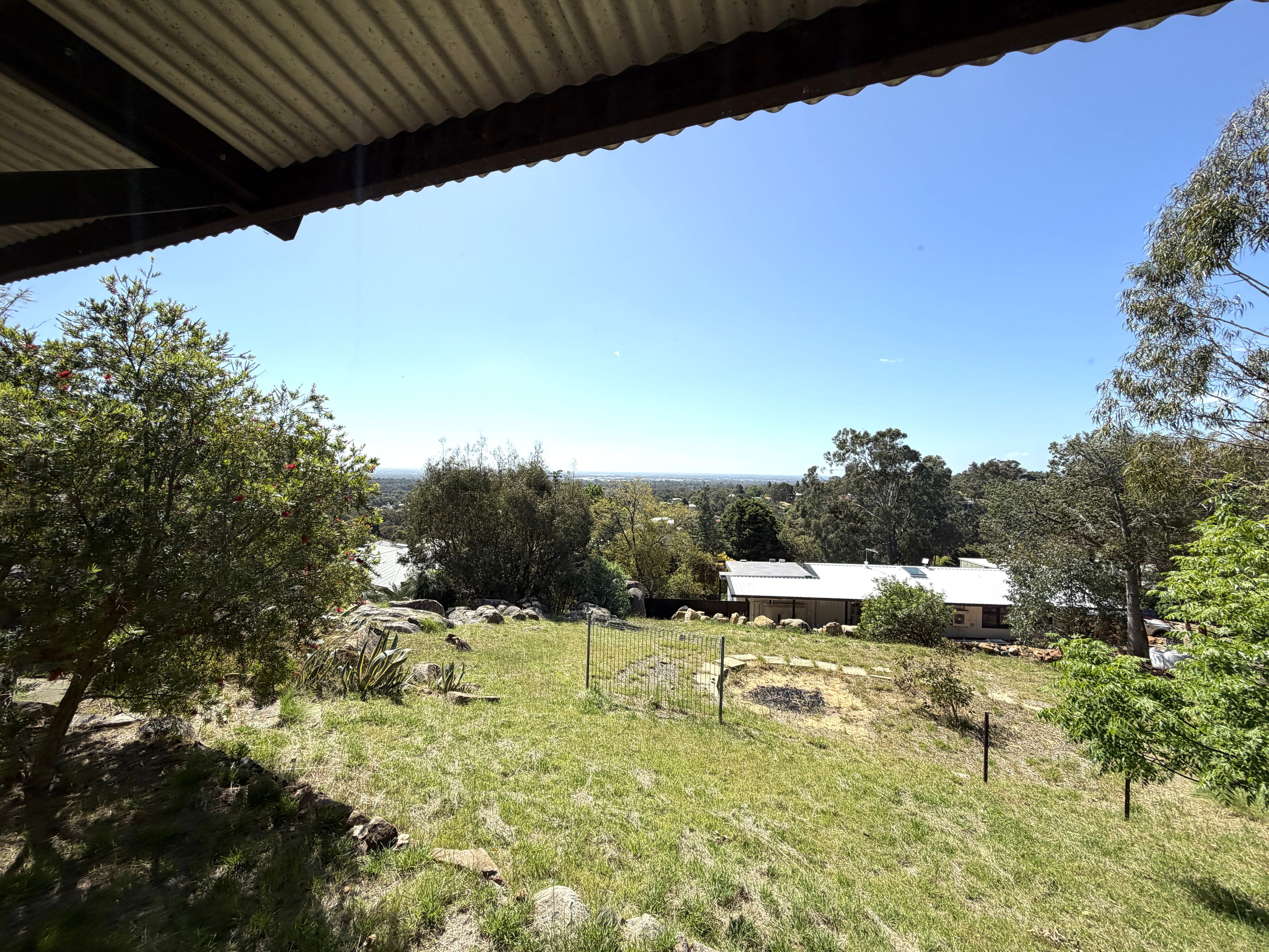 25 Hillside Crescent — photo 19 of 21