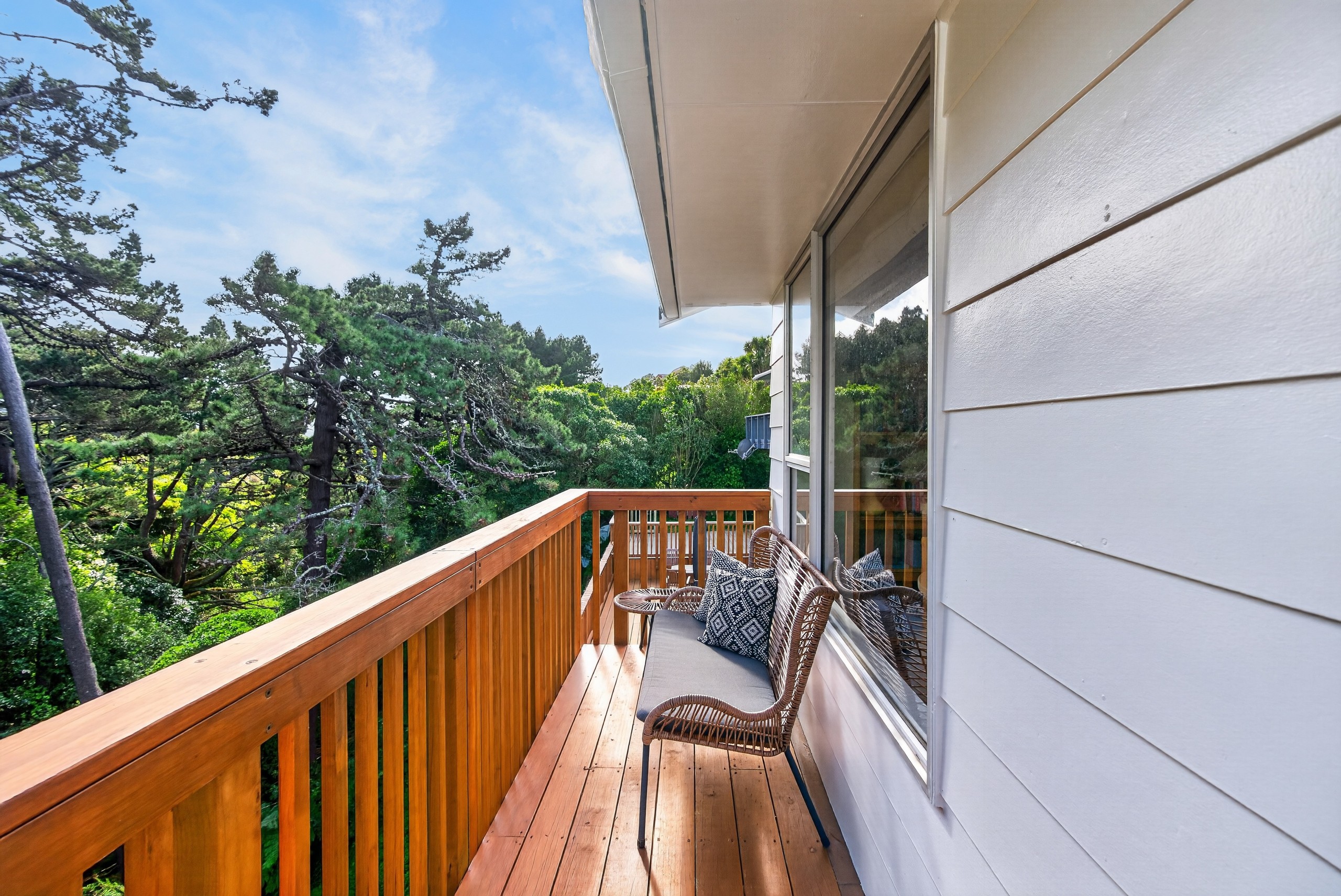 8 Cyril Way, Paparangi, Wellington City