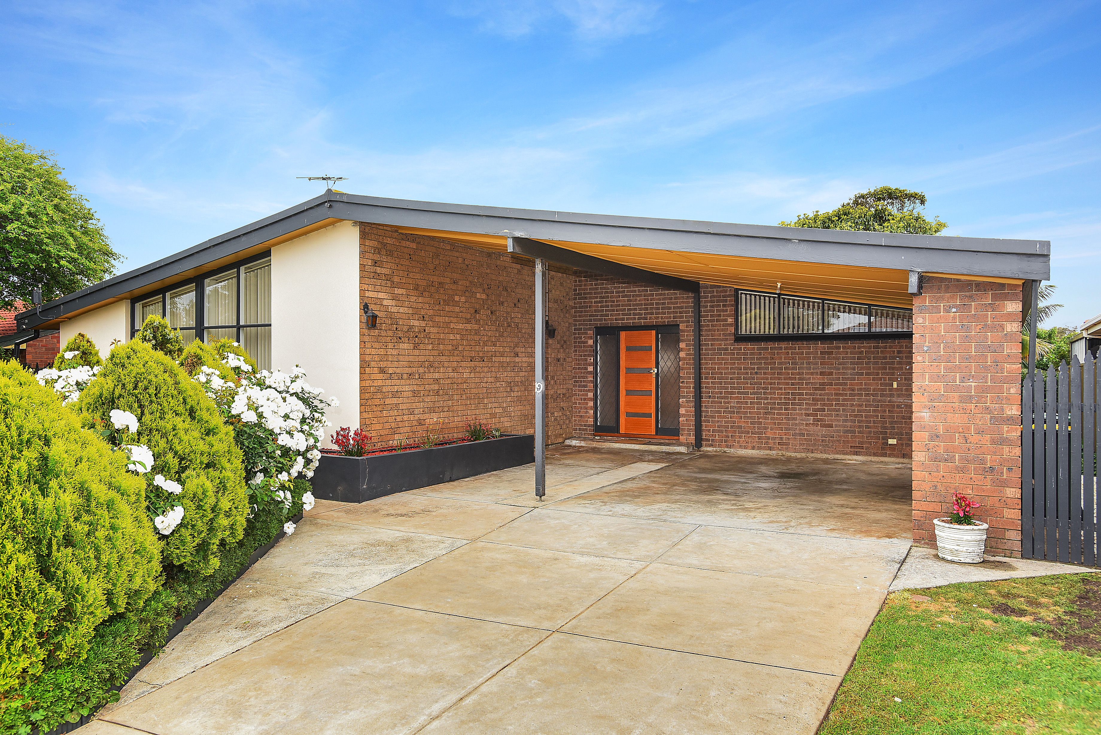 19 Tiller Drive, Seaford, SA 5169