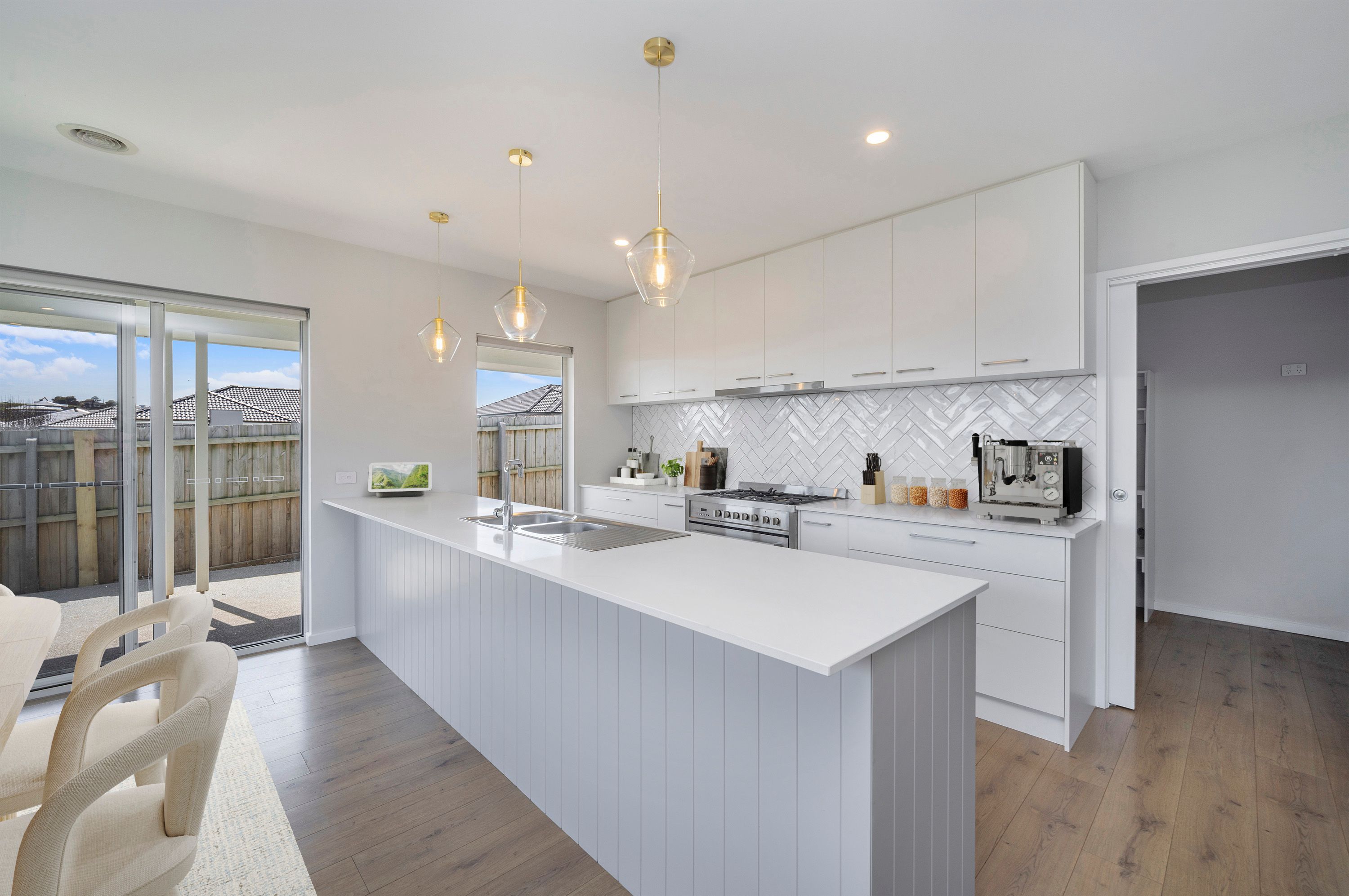 29 Drew Street — photo 3 of 9