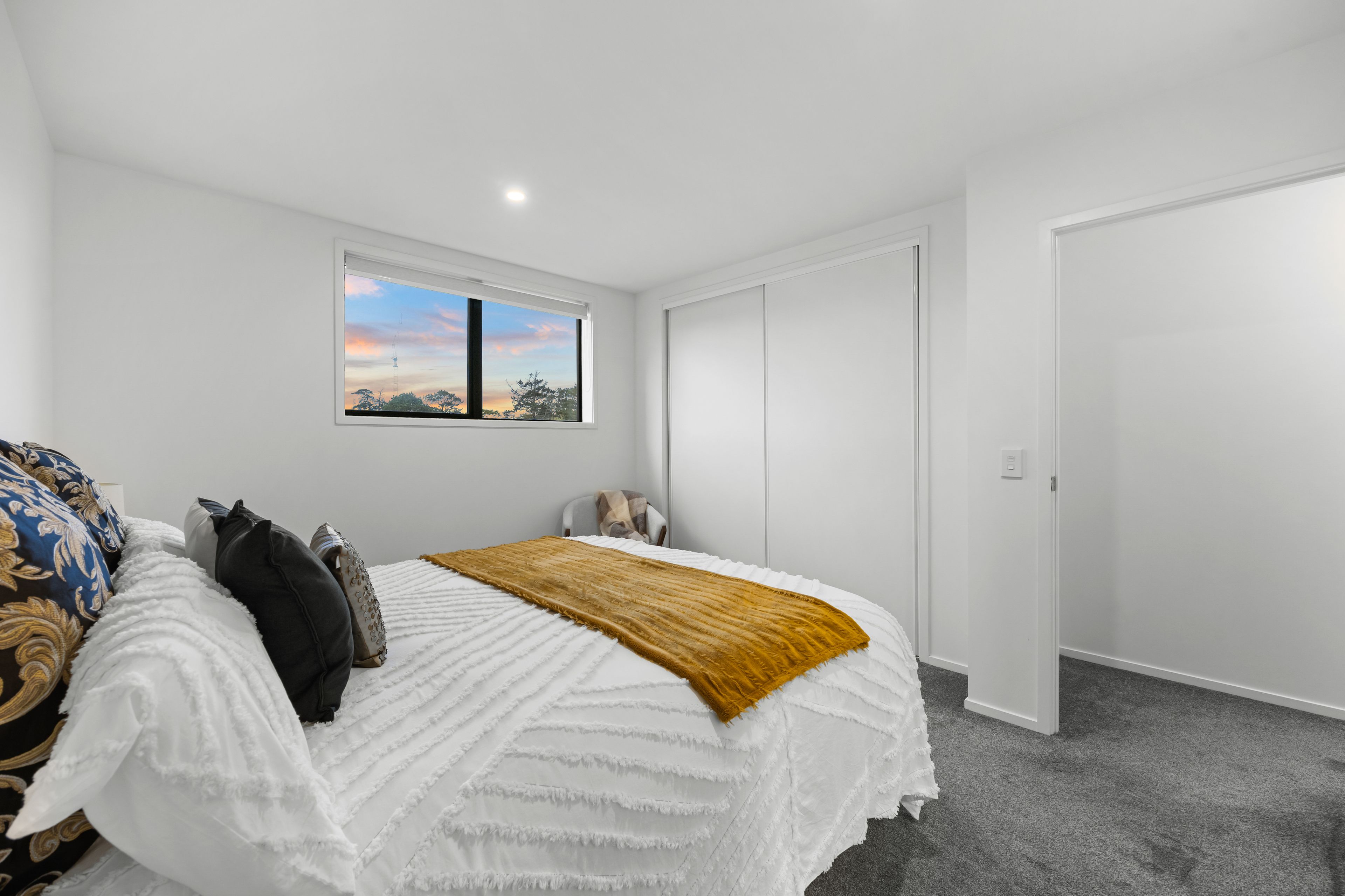 4/14 Wilsher Crescent, Henderson, Waitakere City