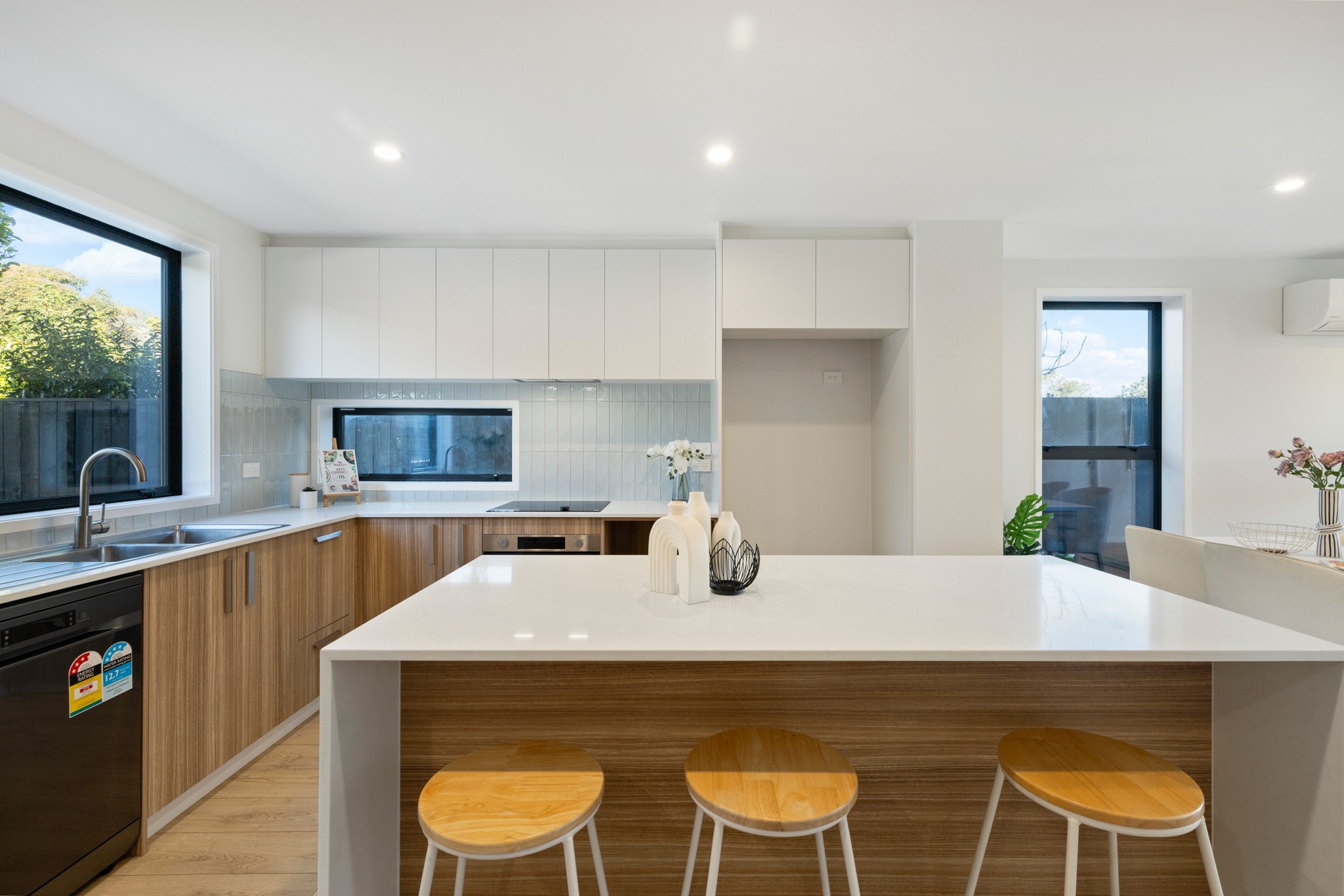 8/1 Scott Road, Papatoetoe, Manukau City