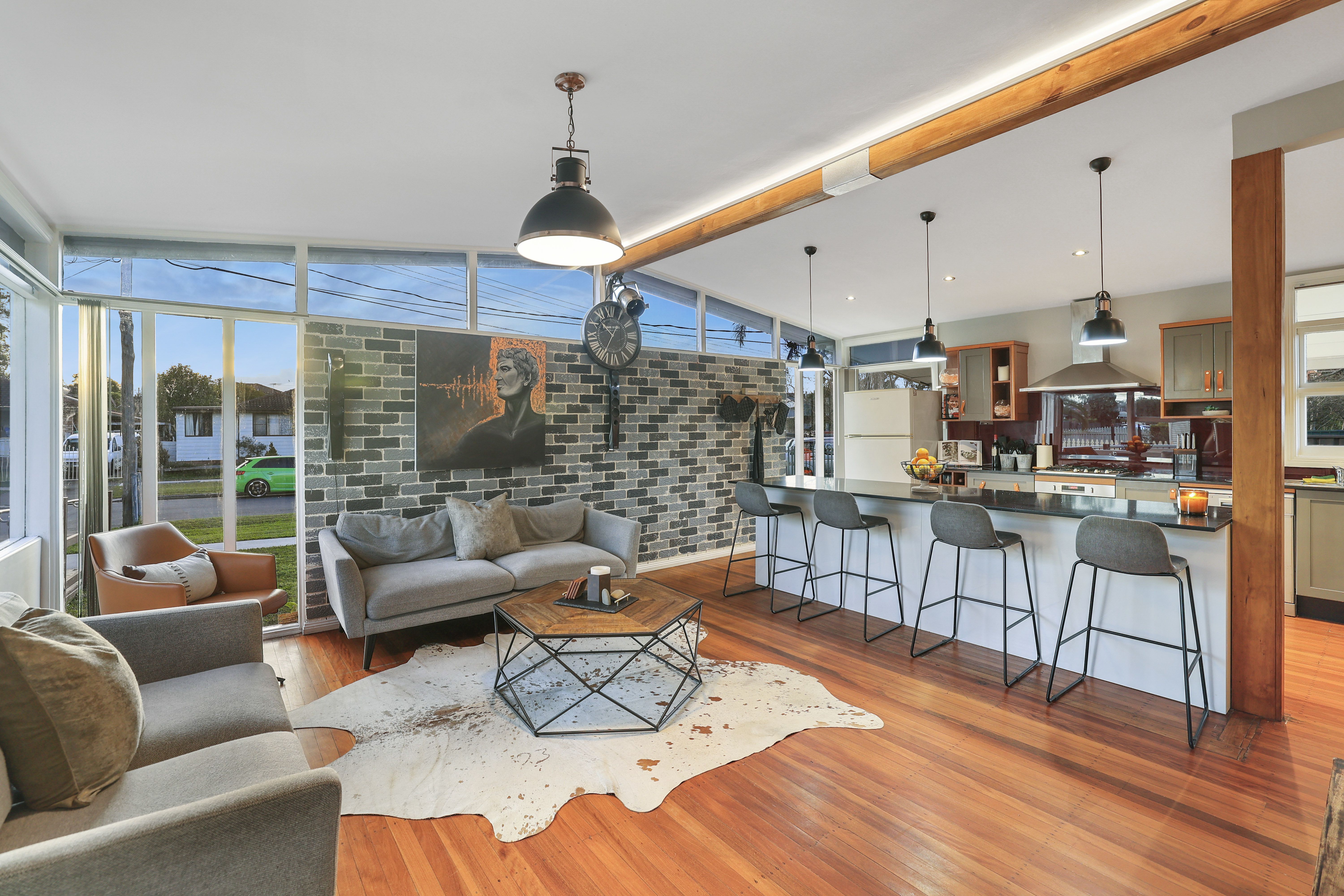 17 Weir Crescent, Lurnea NSW 2170