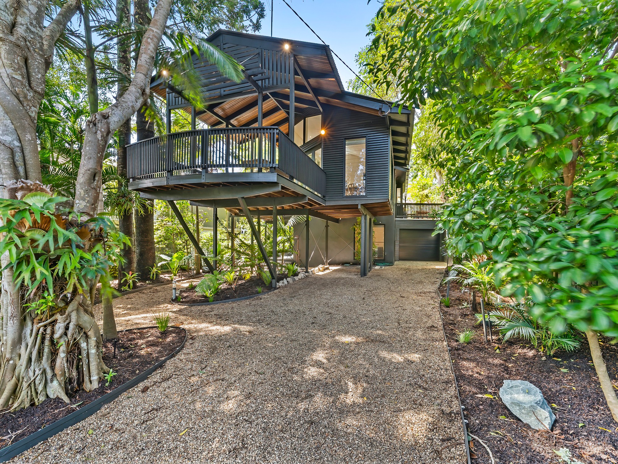 12 Allambi Rise, Noosa Heads, QLD 4567