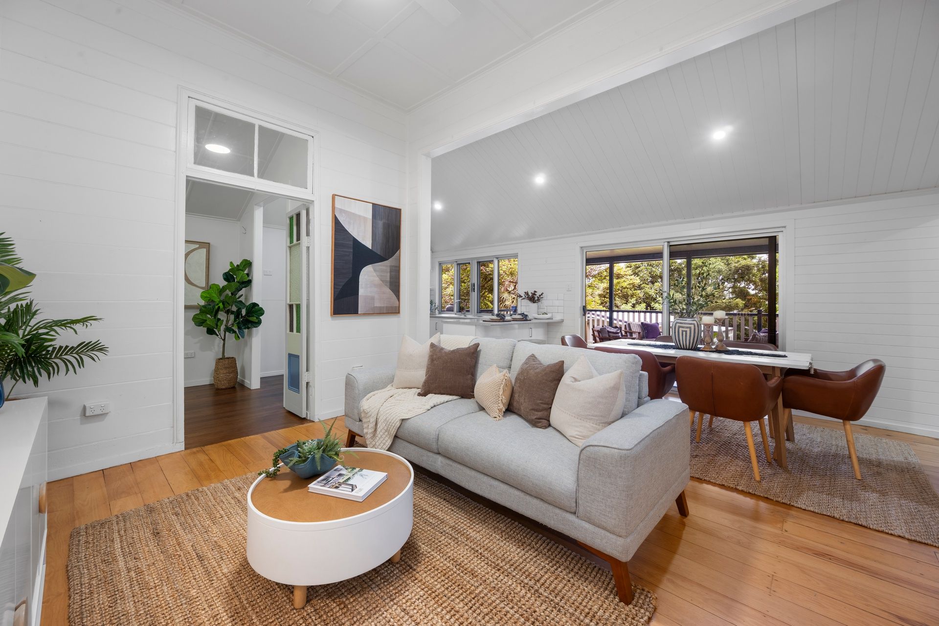 22 Stagpole Street, West End, QLD 4810