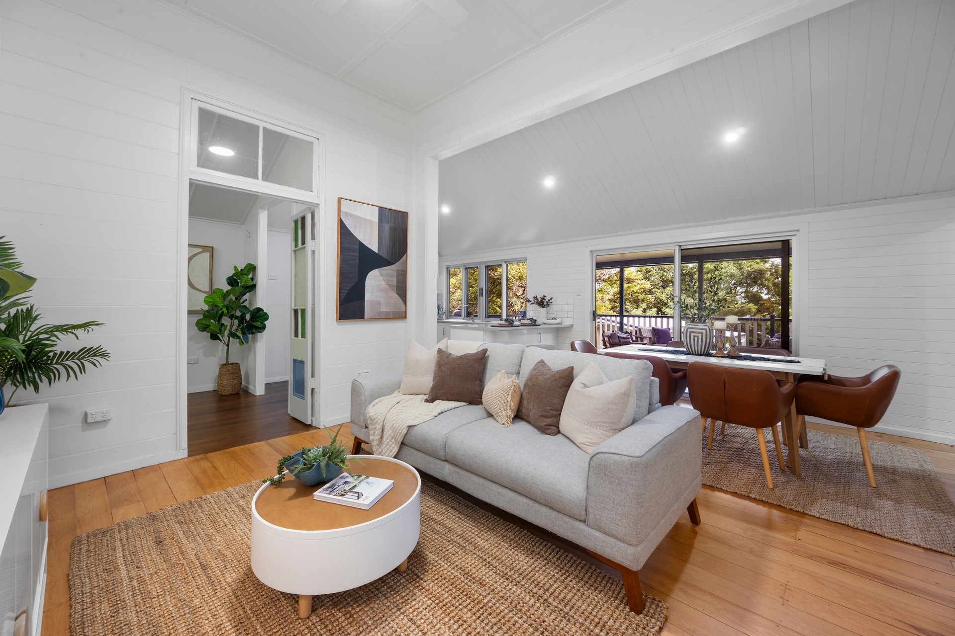 22 Stagpole Street, West End, QLD 4810