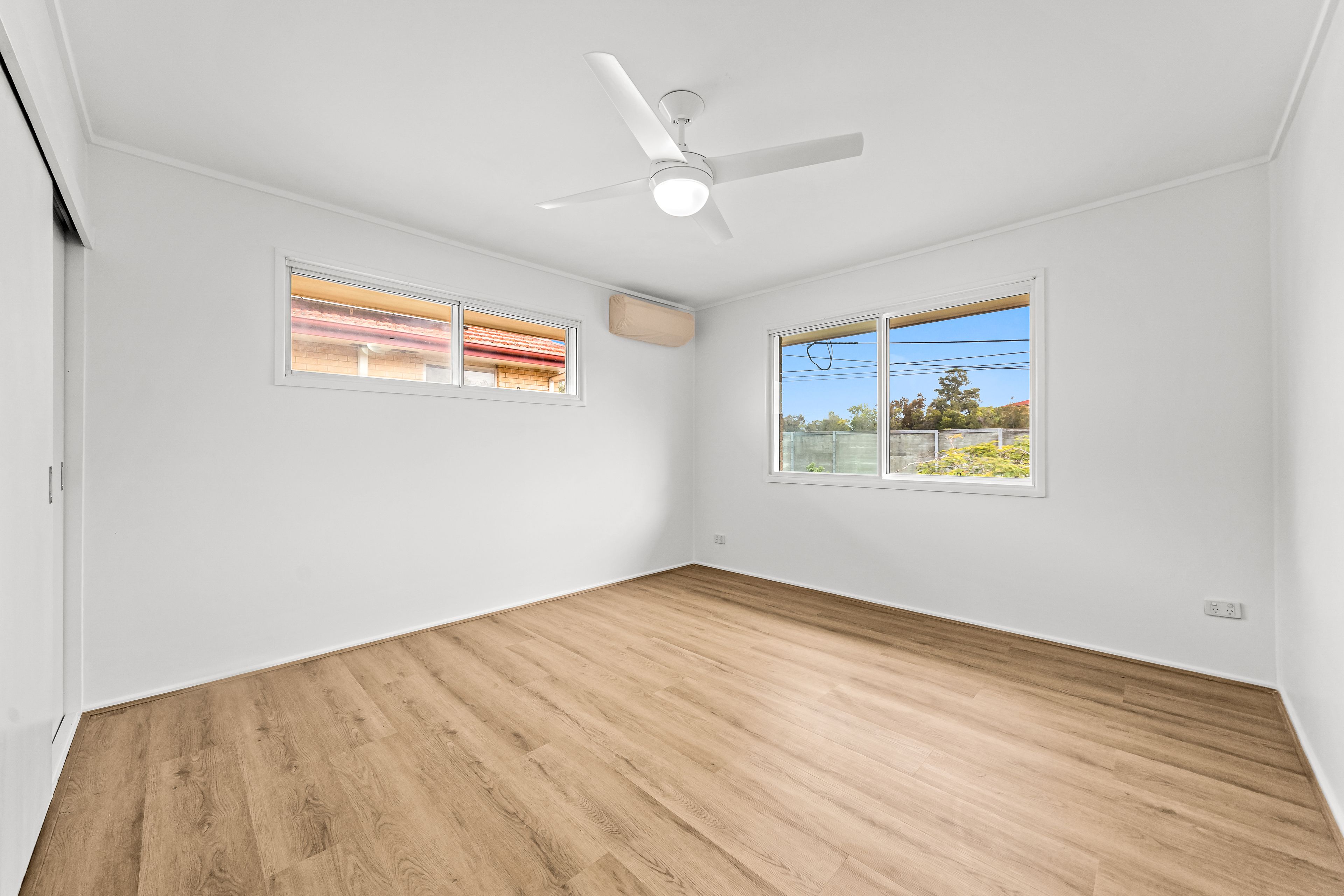 37 Meckiff Street — photo 6 of 24