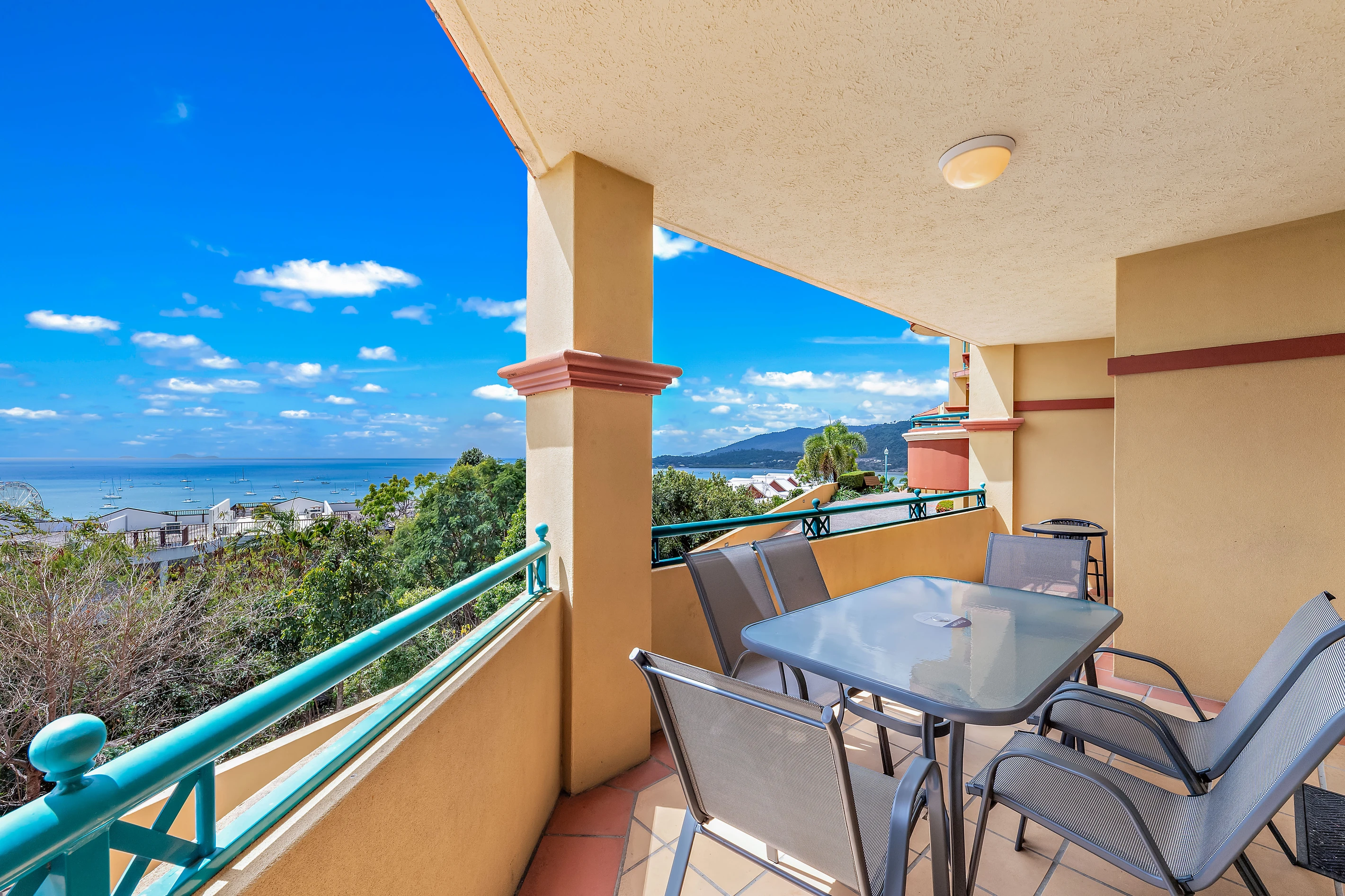 8/10 Golden Orchid Drive, Airlie Beach, QLD 4802