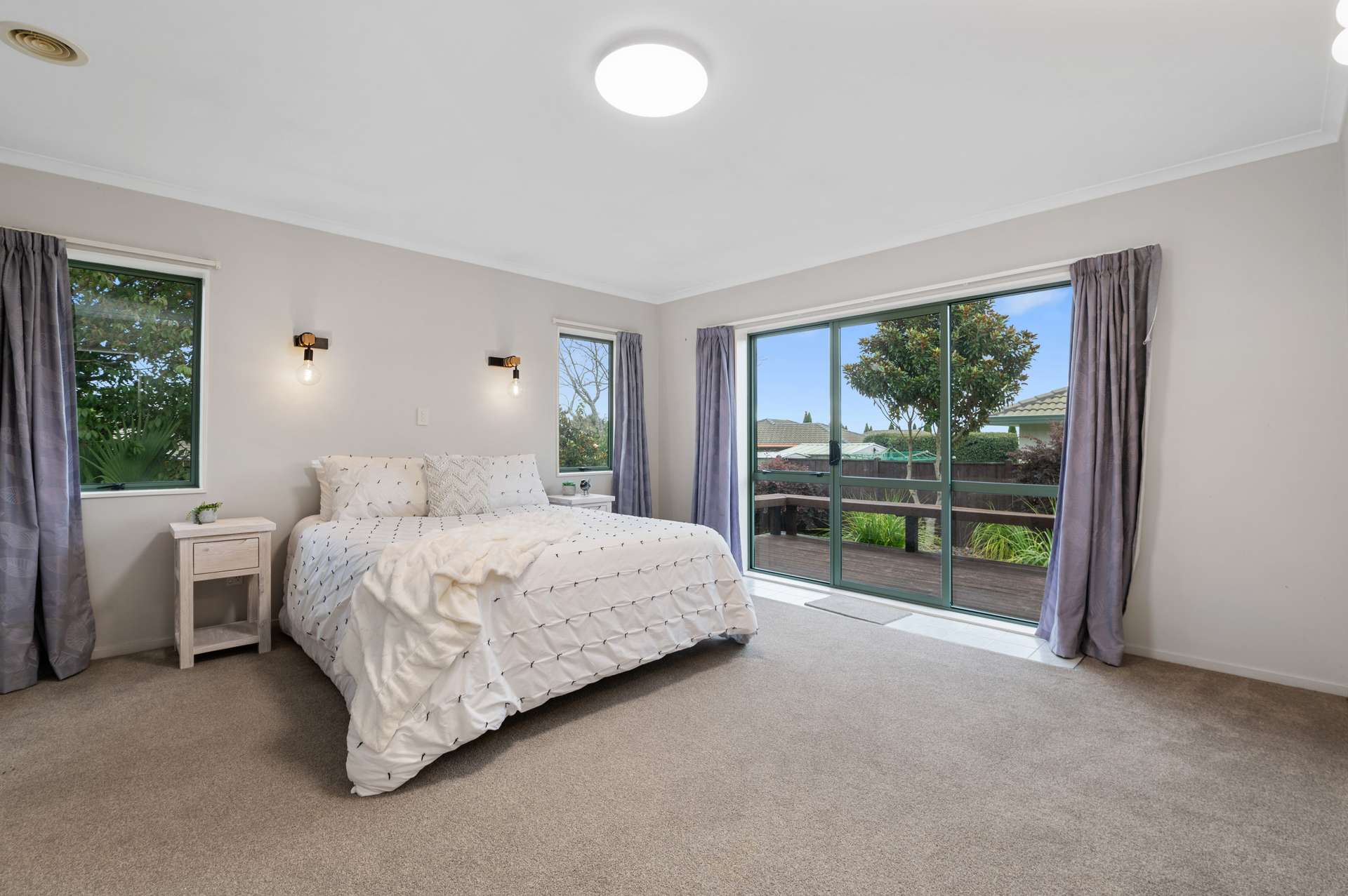 59 Basley Road photo 9