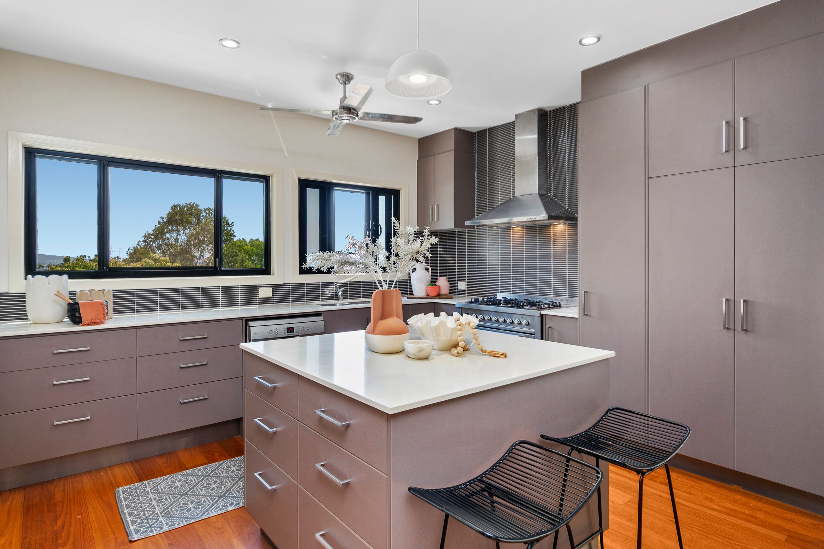 68 YARRAWONGA Drive, Castle Hill, QLD 4810
