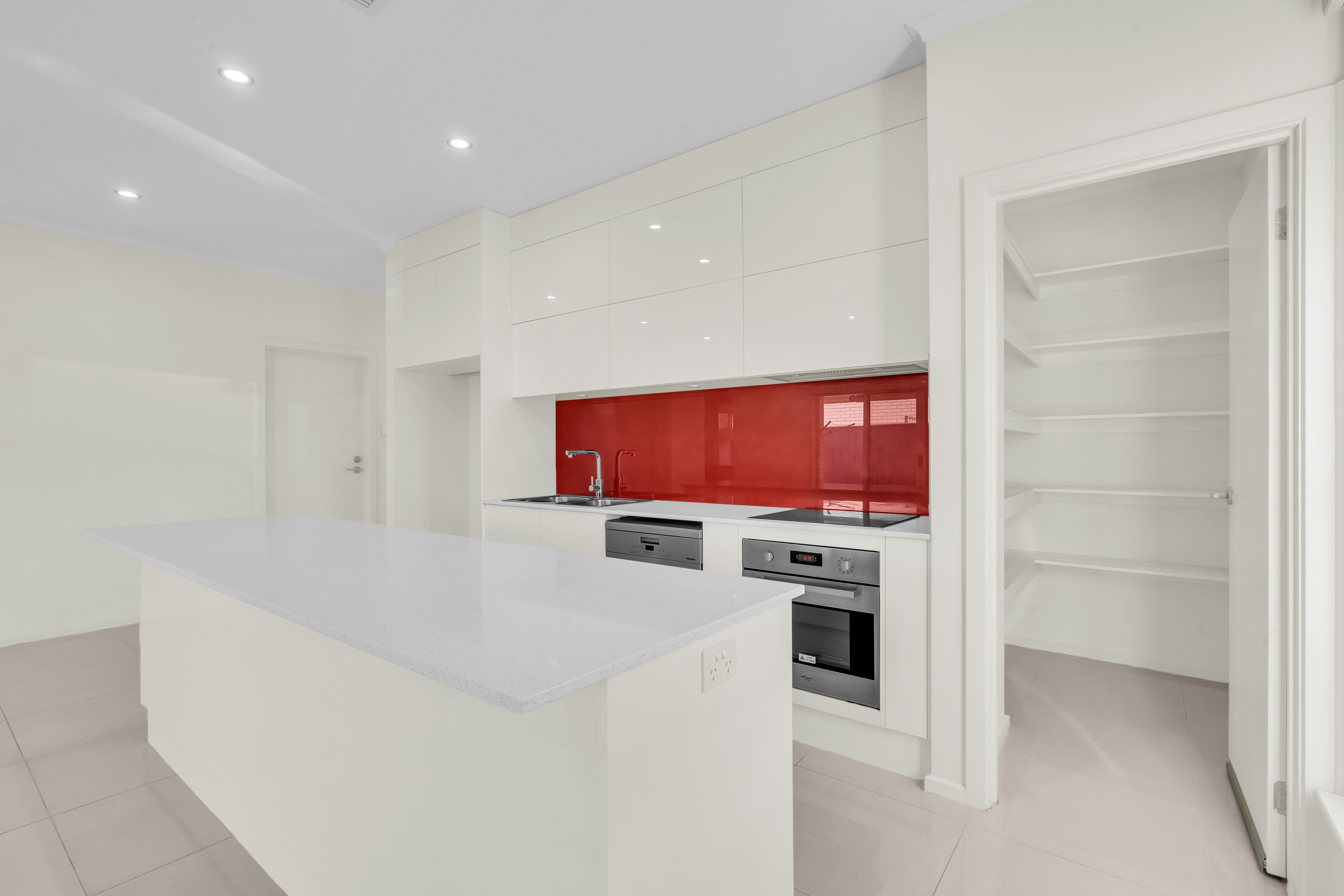50 Floriedale Road — photo 5 of 16