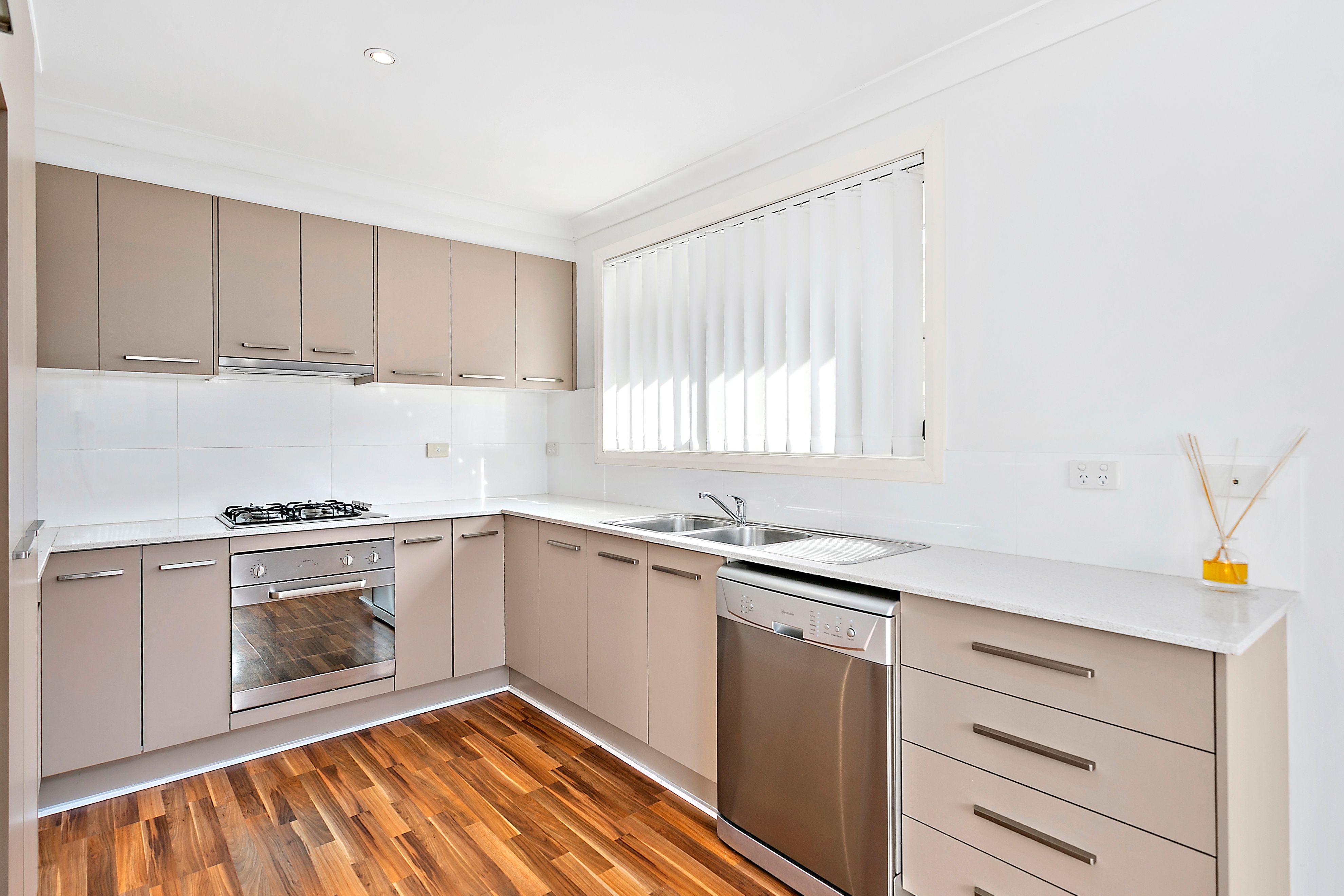 1/36 Wentworth Street, Oak Flats, NSW 2529