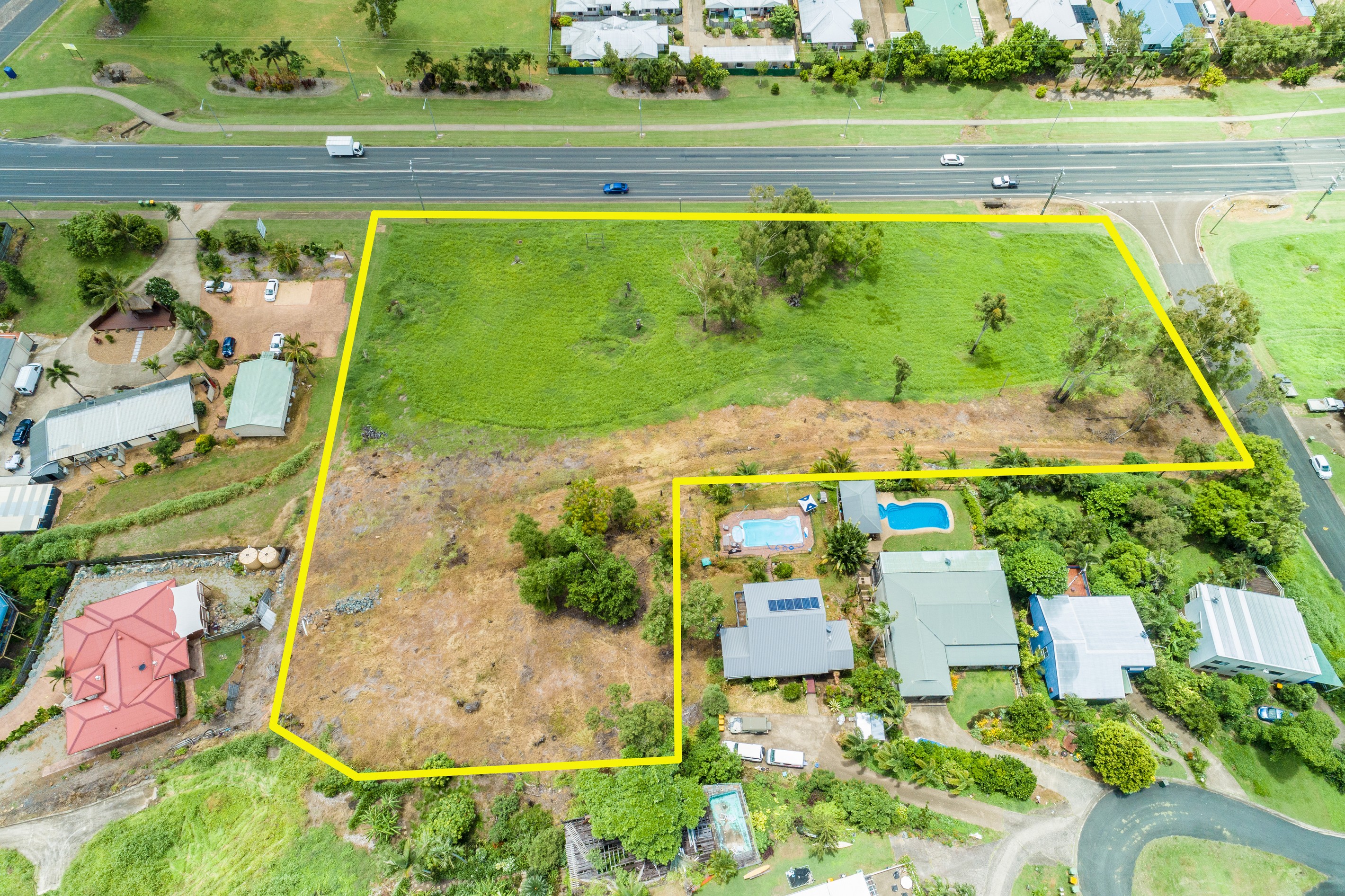 2 - 6 Barnes Place, Cannonvale, QLD 4802