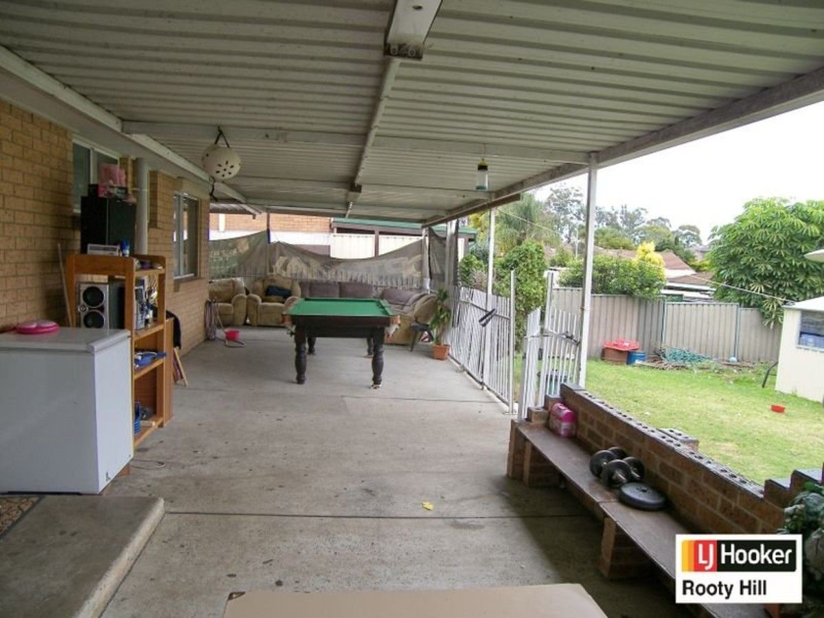 34 Beaconsfield Road — photo 6 of 9