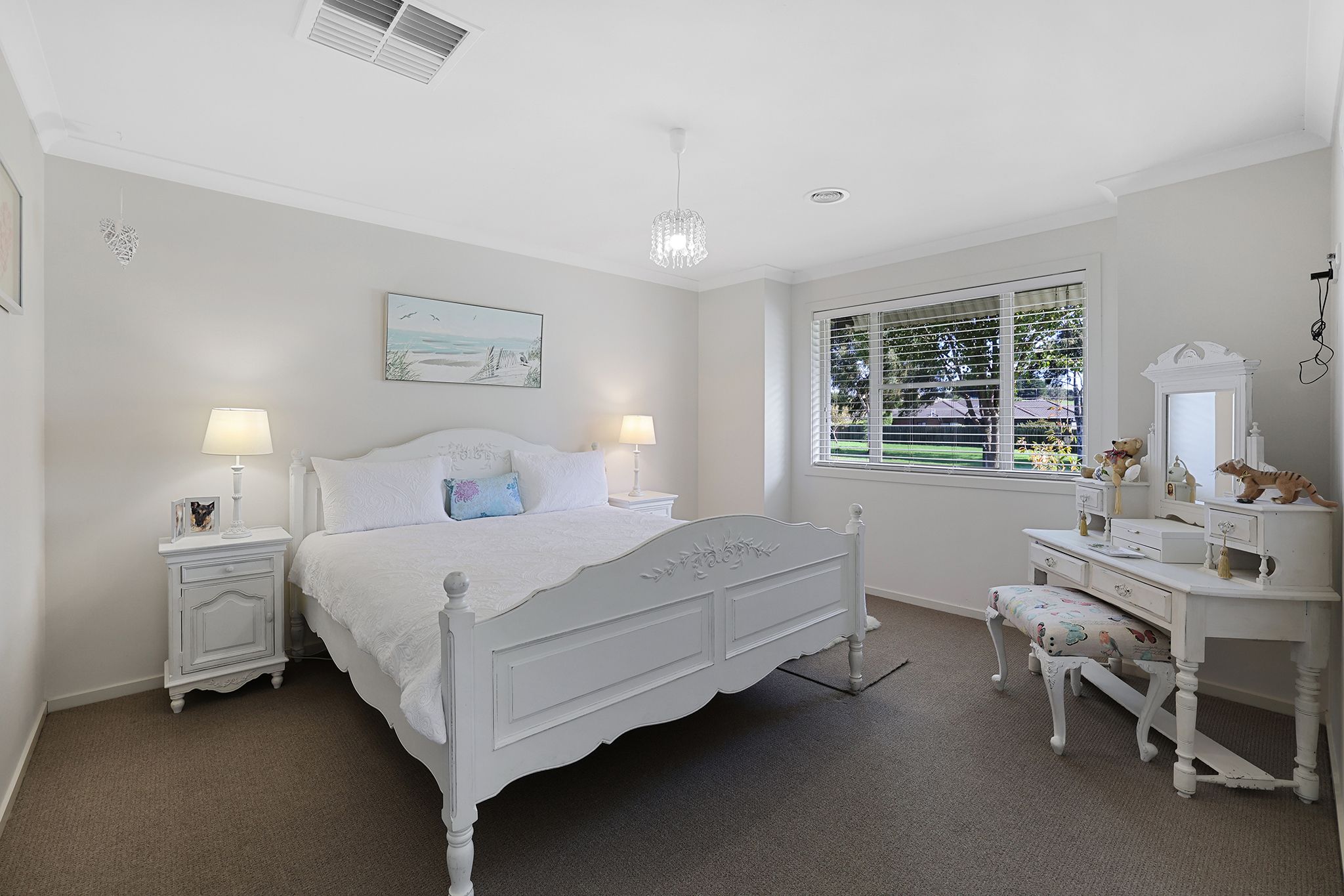 6 Clifford Drive — photo 9 of 24