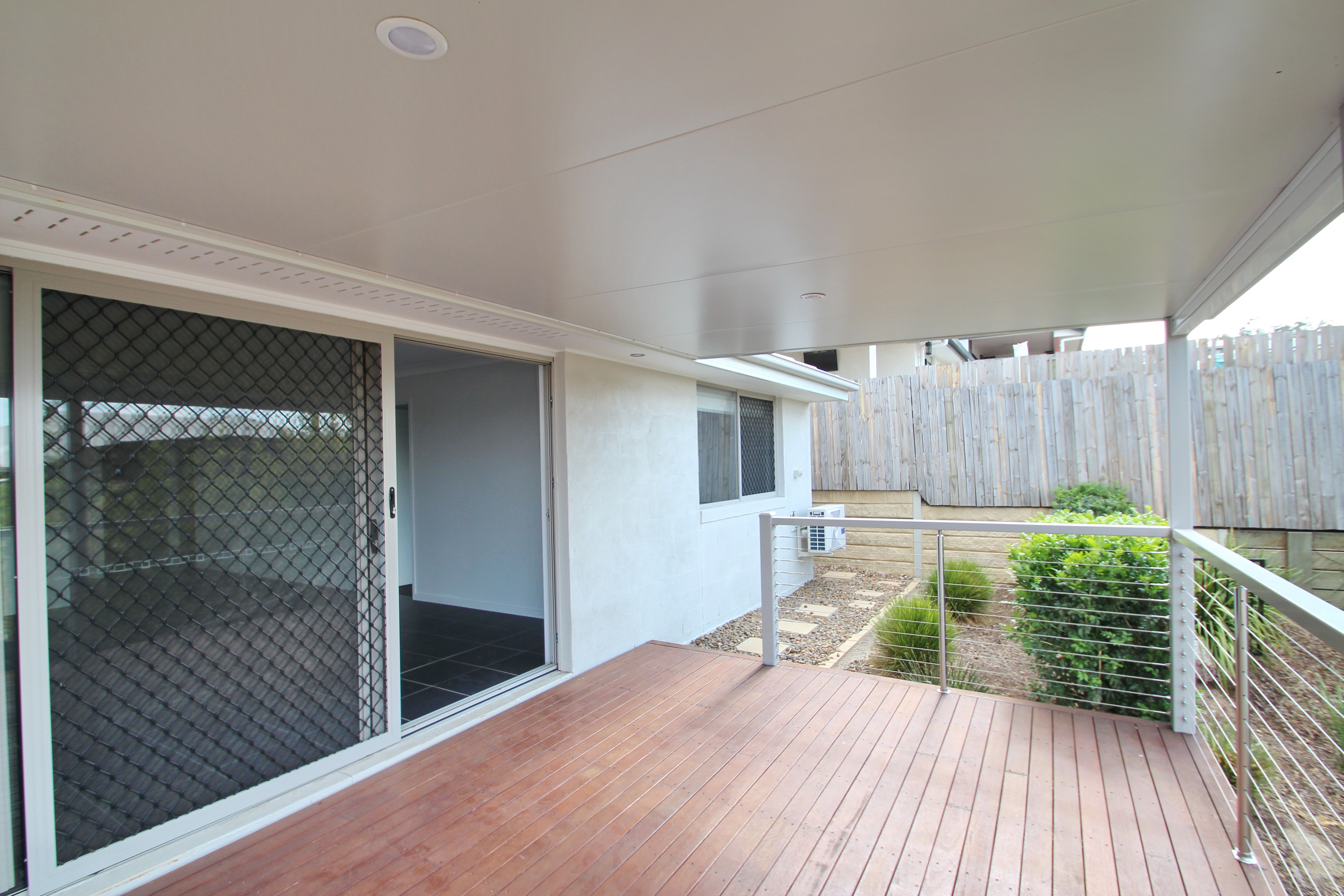 20 Oxenham Circuit, Augustine Heights, QLD 4300