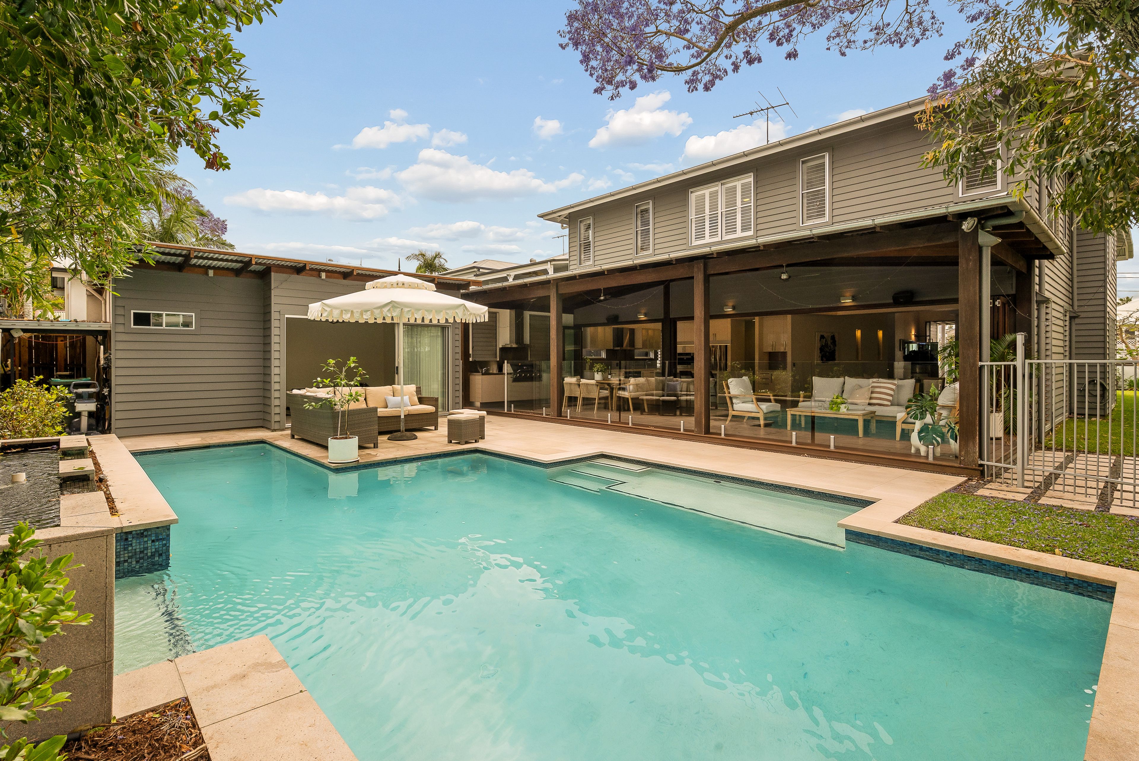 84 Elliott Street, Hawthorne, QLD 4171
