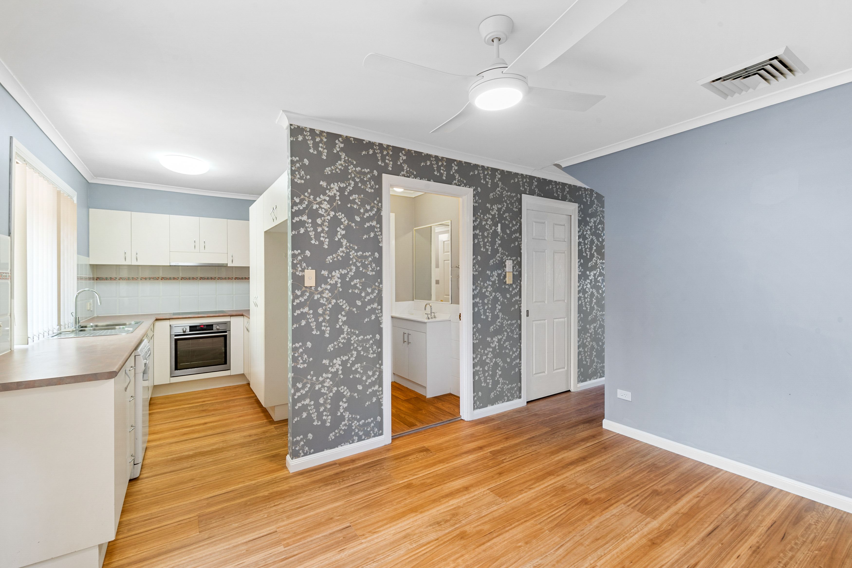 4/55 Georgina Street, Woody Point, QLD 4019
