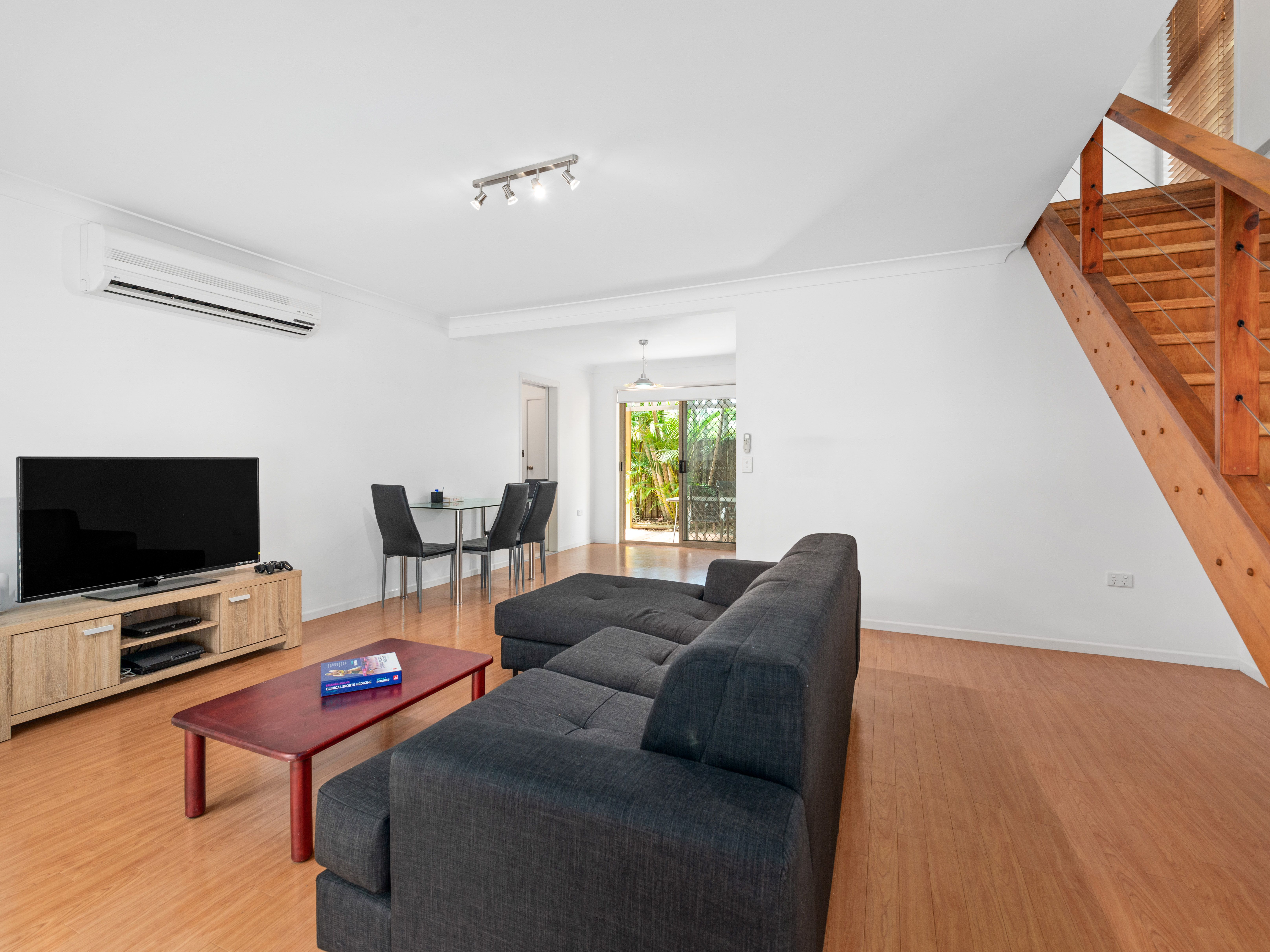 1/16 Elwell Street, Morningside, QLD 4170