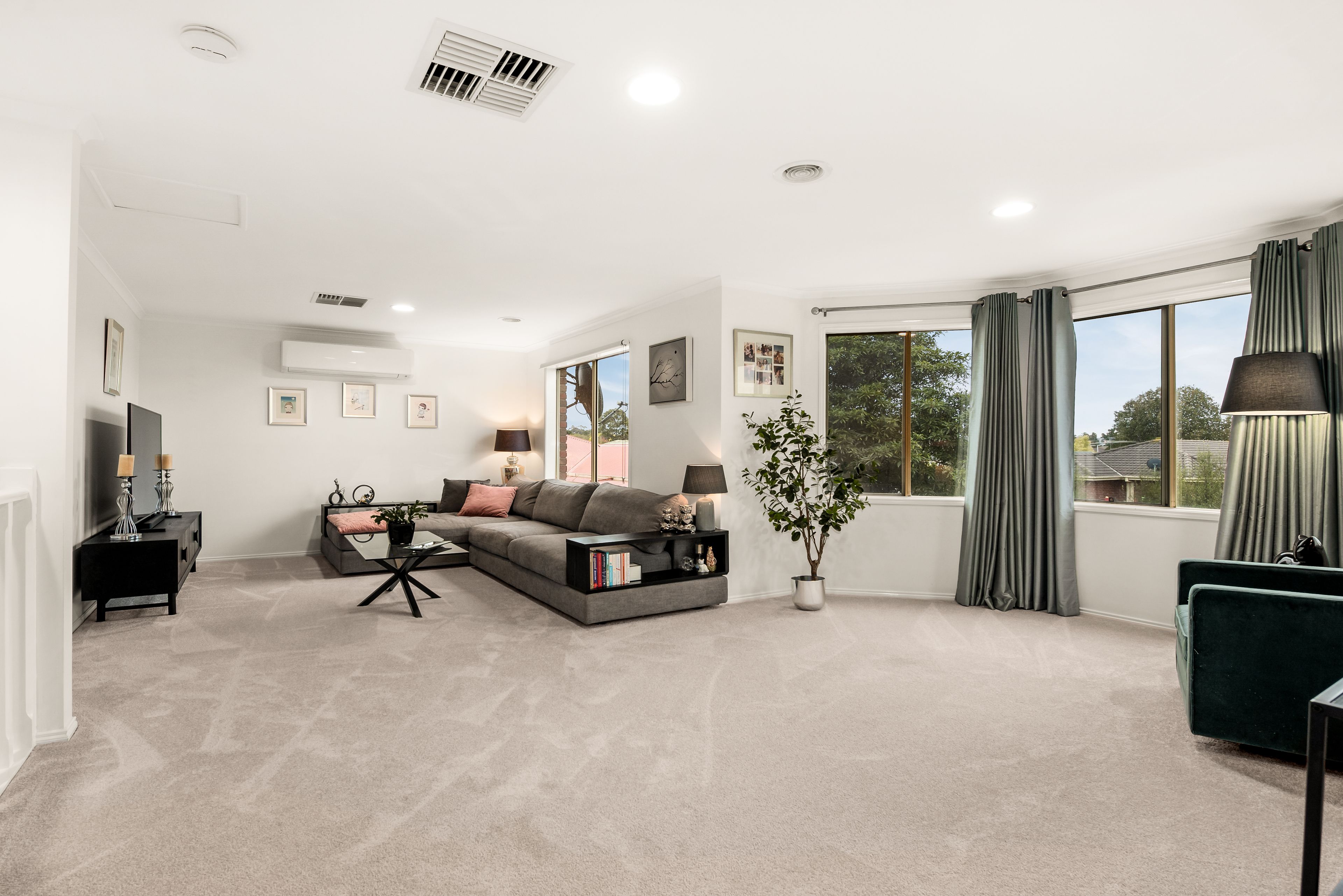 39 Thomas Place, Pakenham, VIC 3810