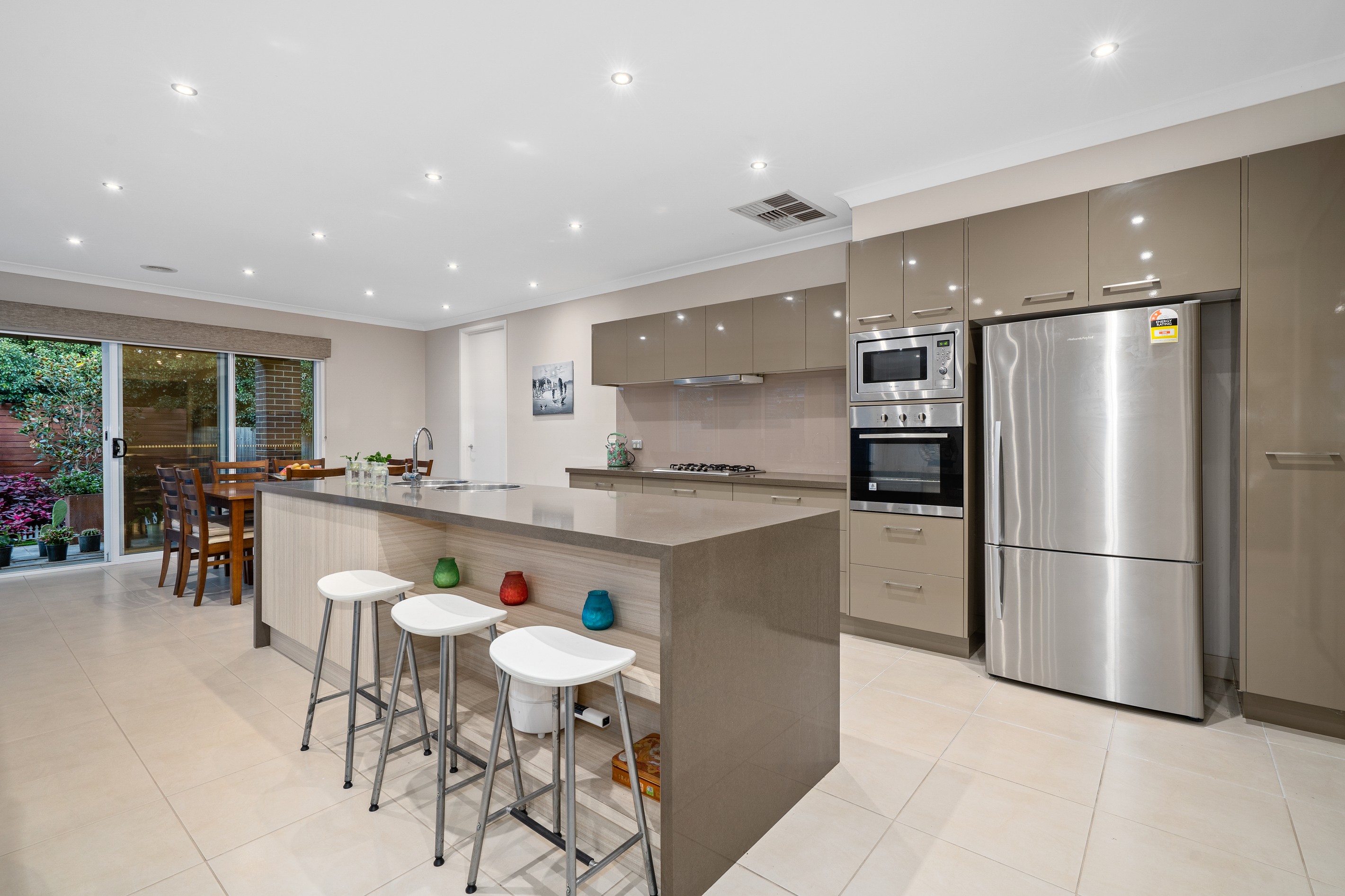 9 Whitelight Avenue, Epping, VIC 3076