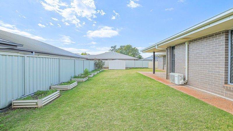 4 Caulfield Place — photo 14 of 14