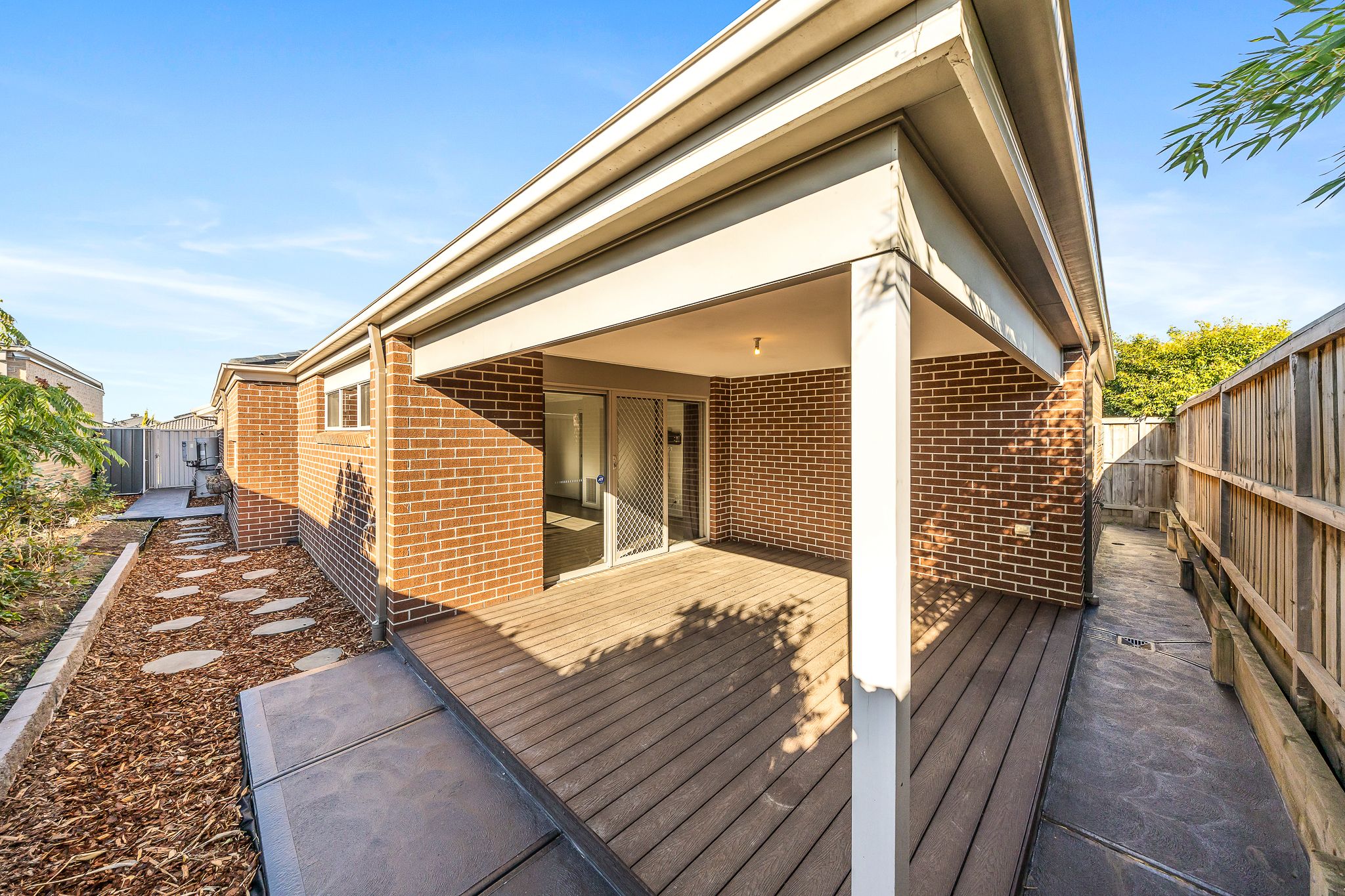 8 Everard Avenue — photo 18 of 19