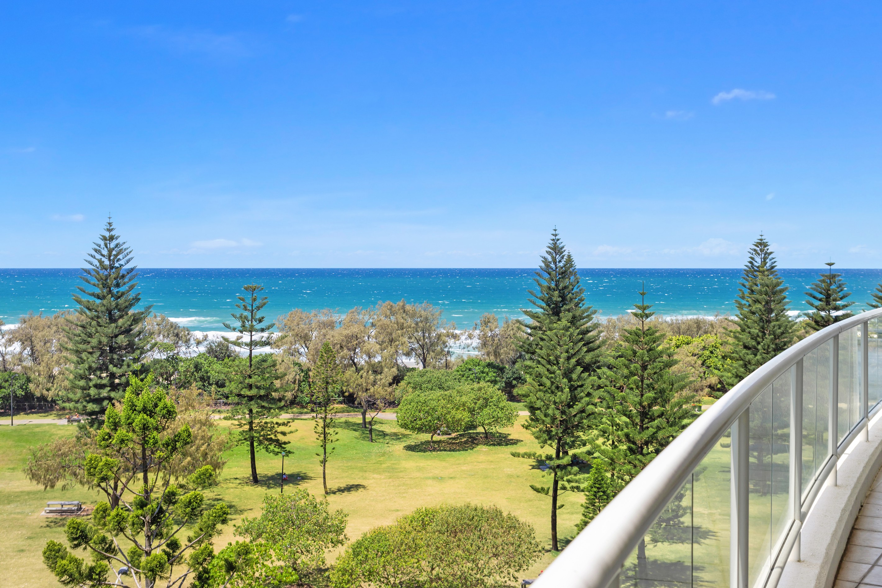 37/177 Old Burleigh Road, Broadbeach, QLD 4218