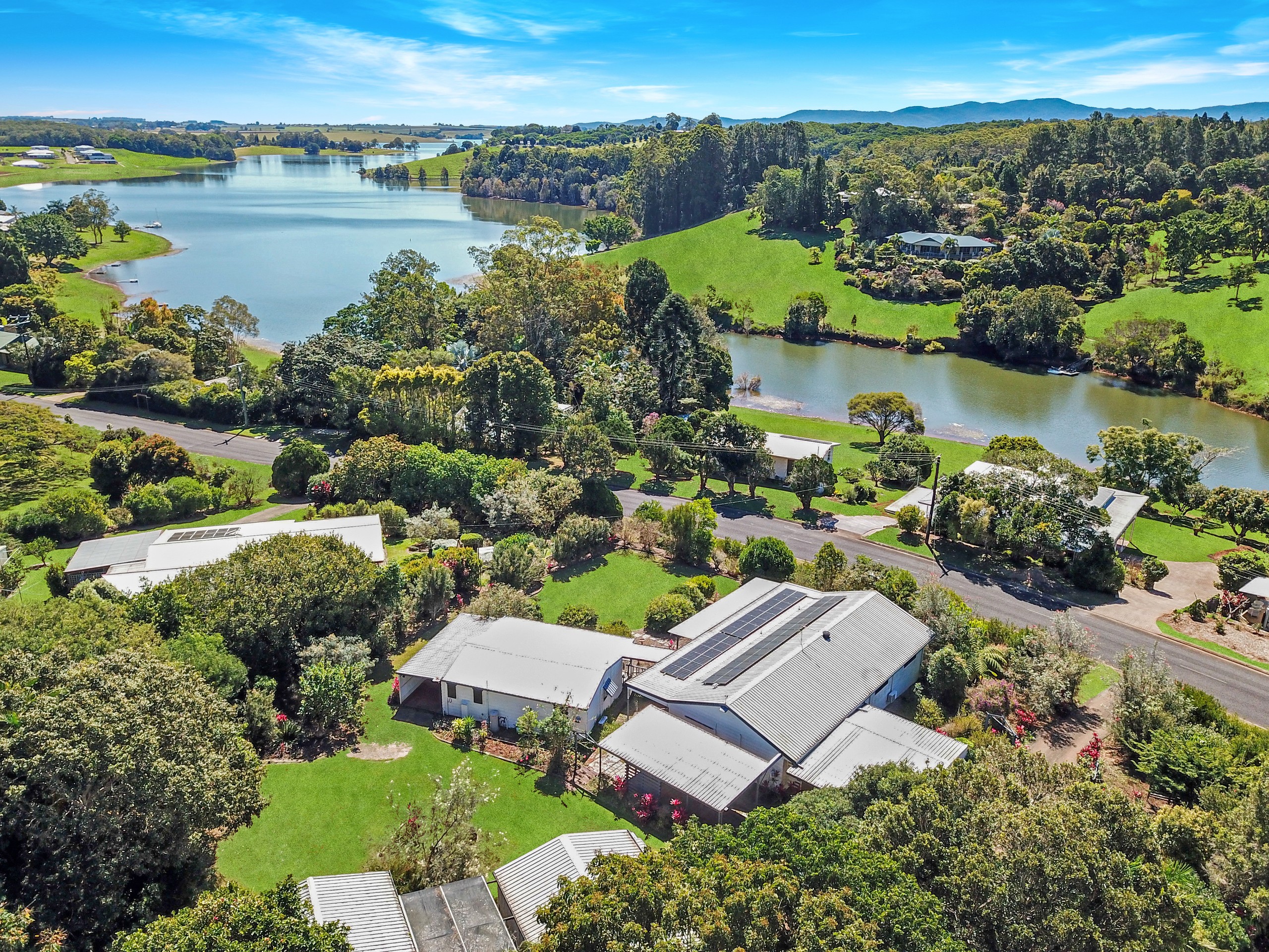 3 Esplanade Drive, Yungaburra, QLD 4884