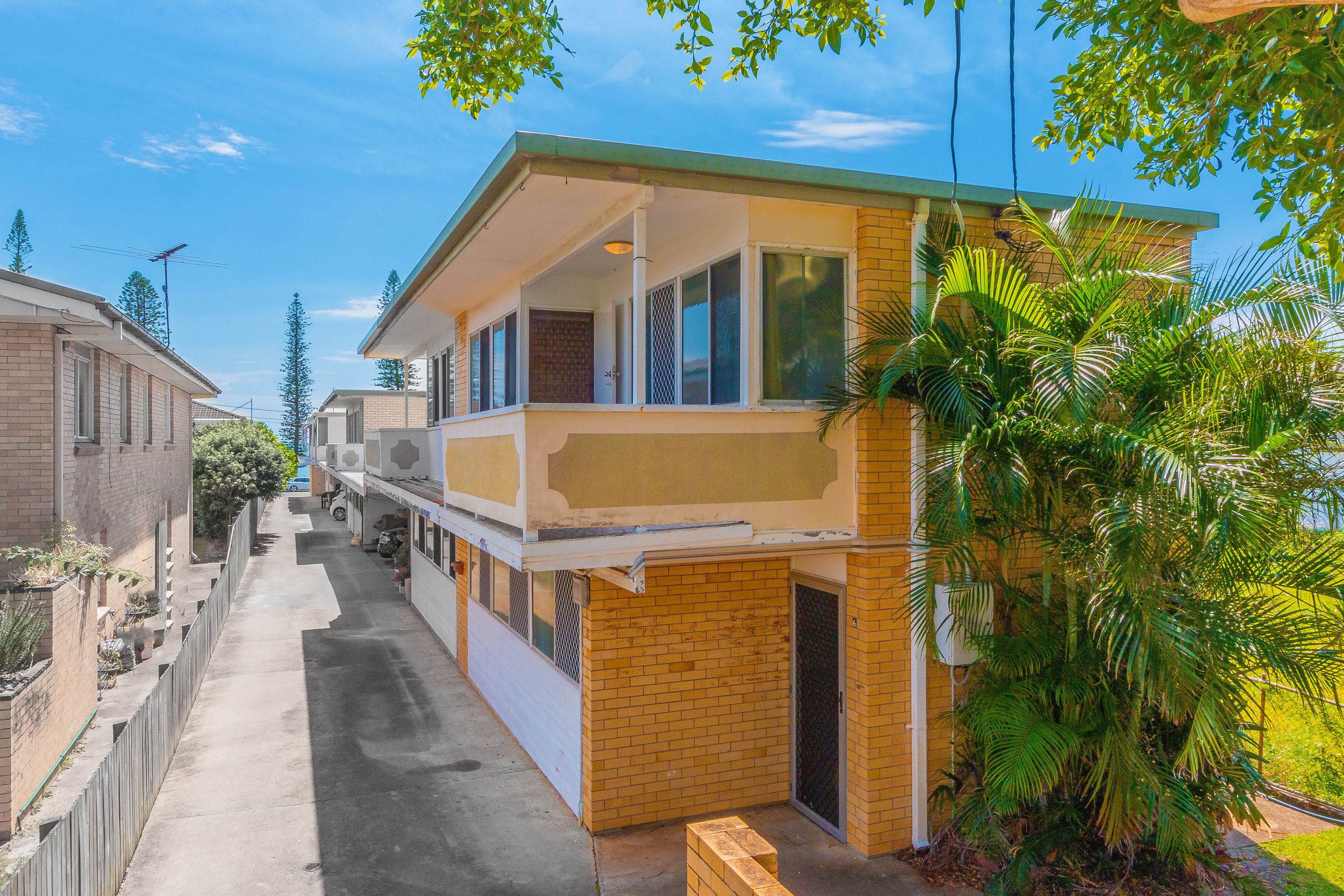 51 Flinders Parade, Scarborough QLD 4020