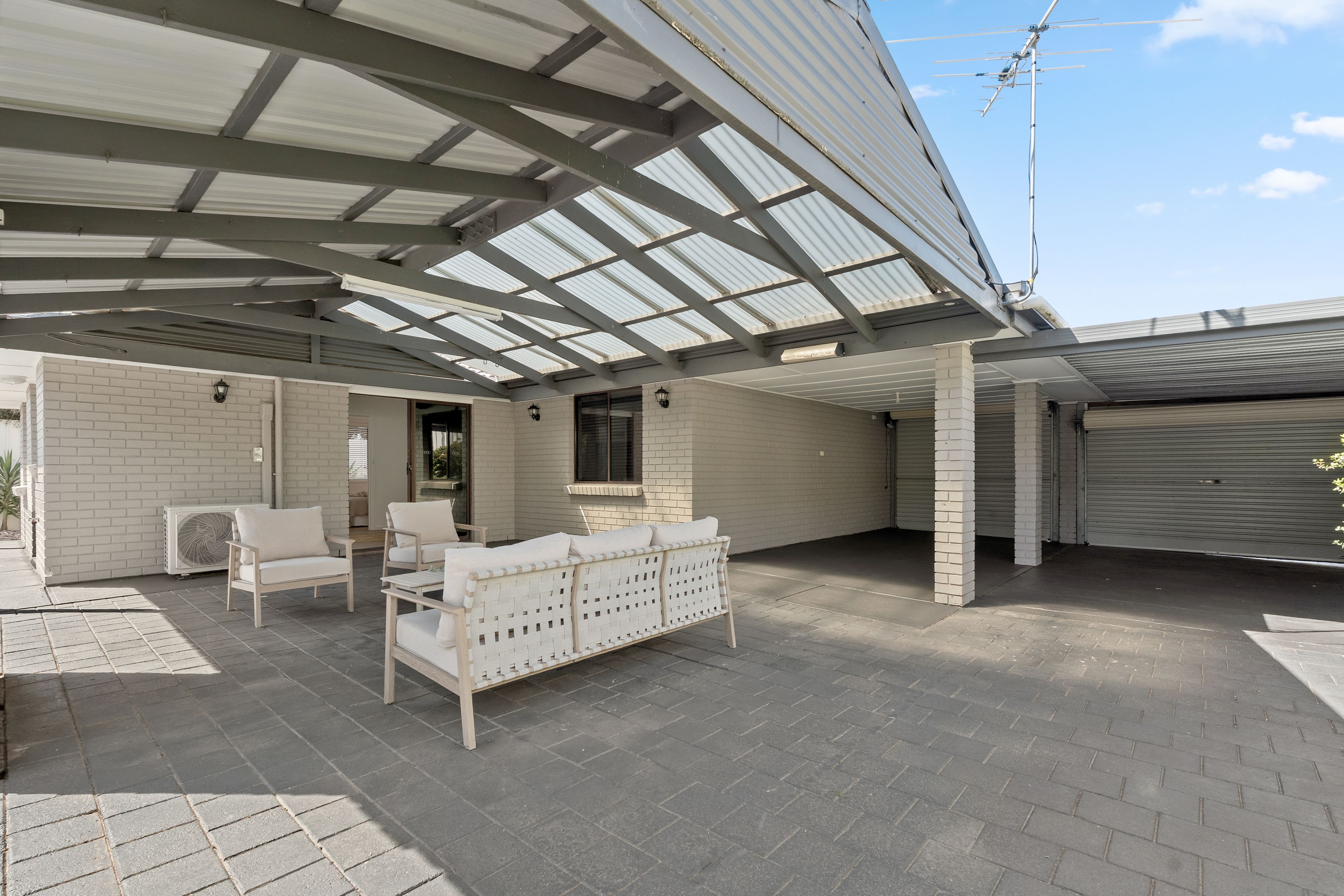 41 Moncur Street — photo 16 of 18