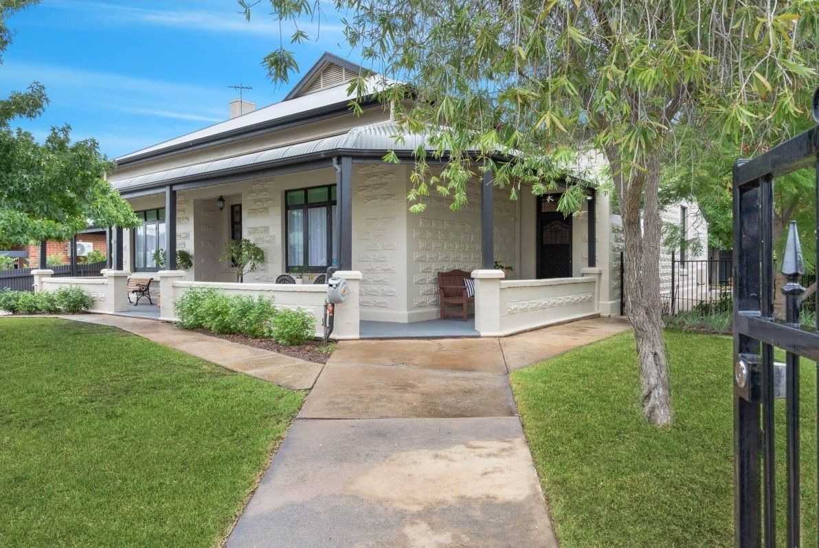 19 Joanna Street, Largs Bay, SA 5016