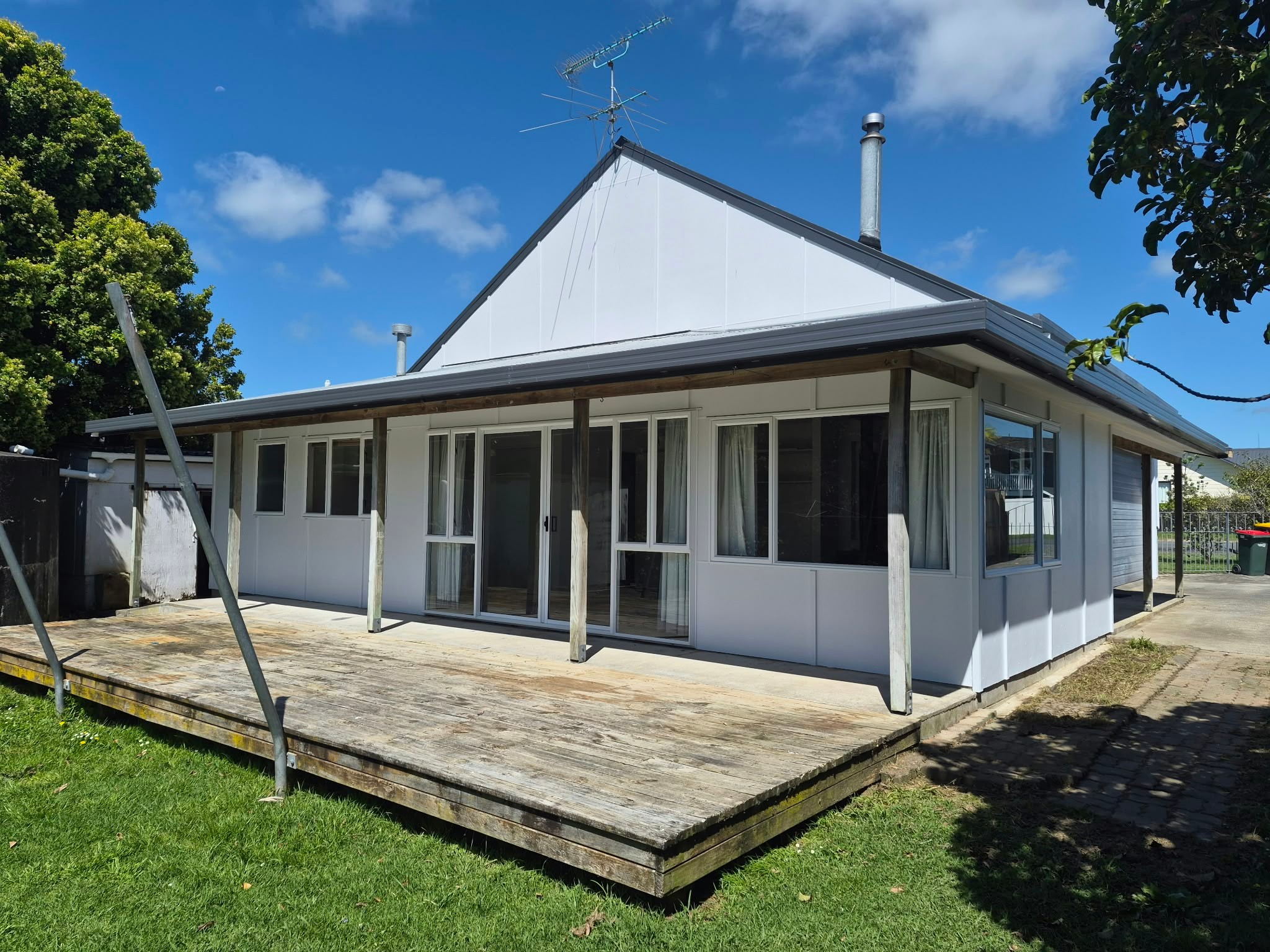 94 Third View Avenue, Beachlands, Manukau City