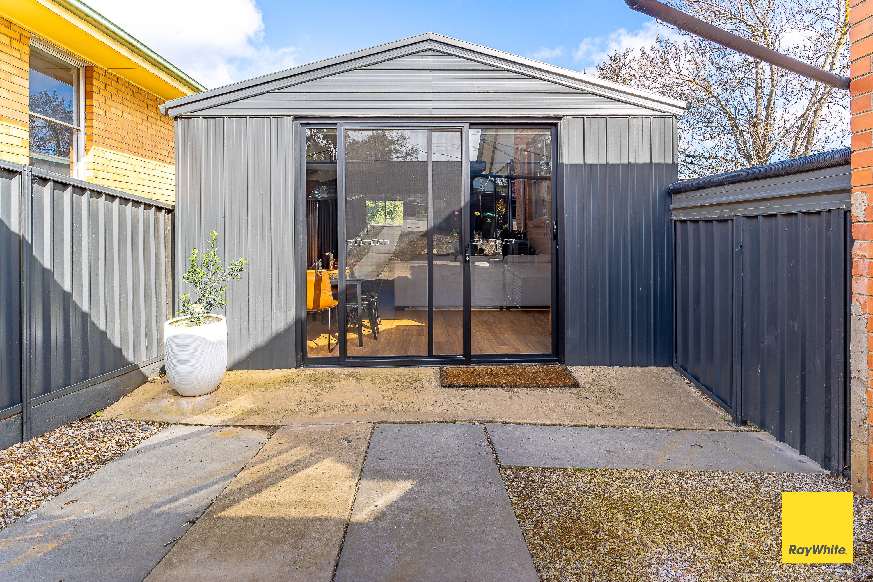 112 St Aidans Road, Kennington, VIC 3550