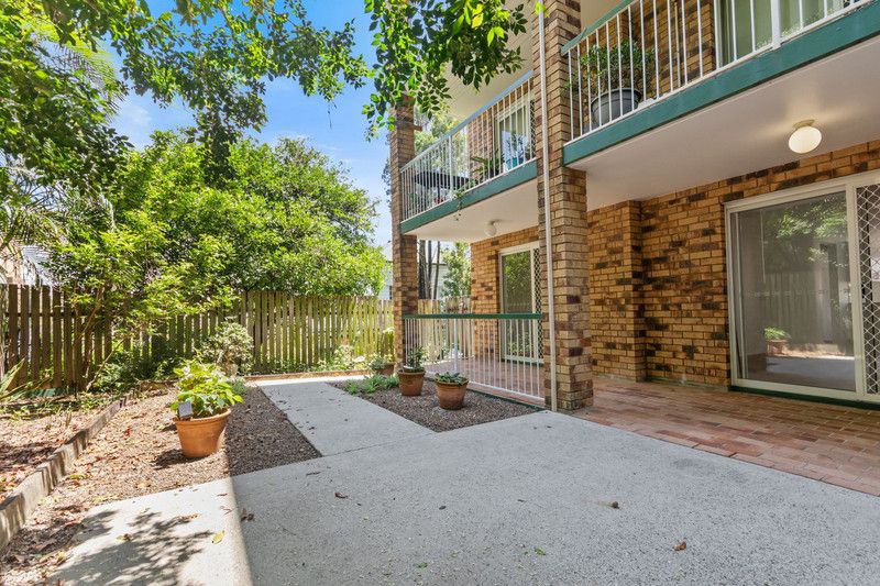1/26 Longlands Street — photo from Ray White South Brisbane