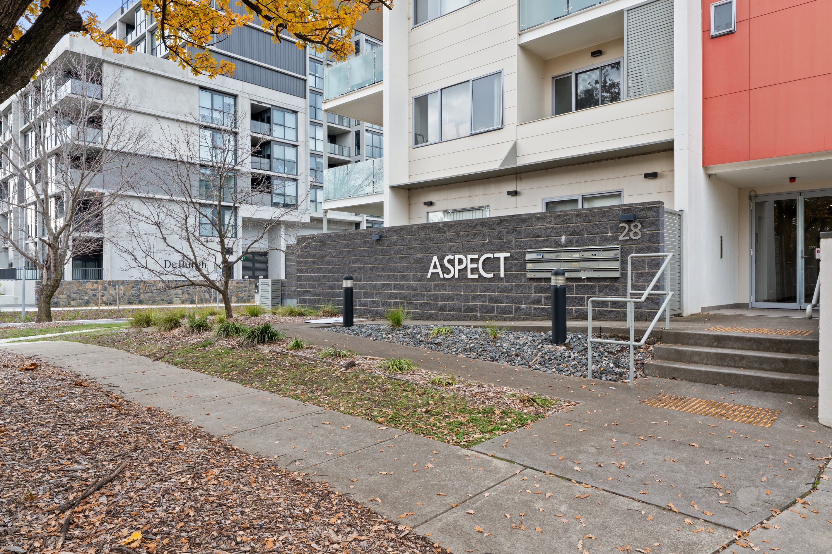 8/28 De Burgh Street, Lyneham, ACT 2602