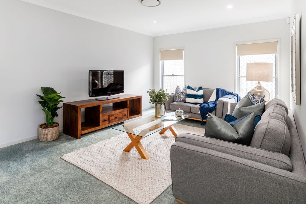 14 Azure Way, Hope Island, QLD 4212