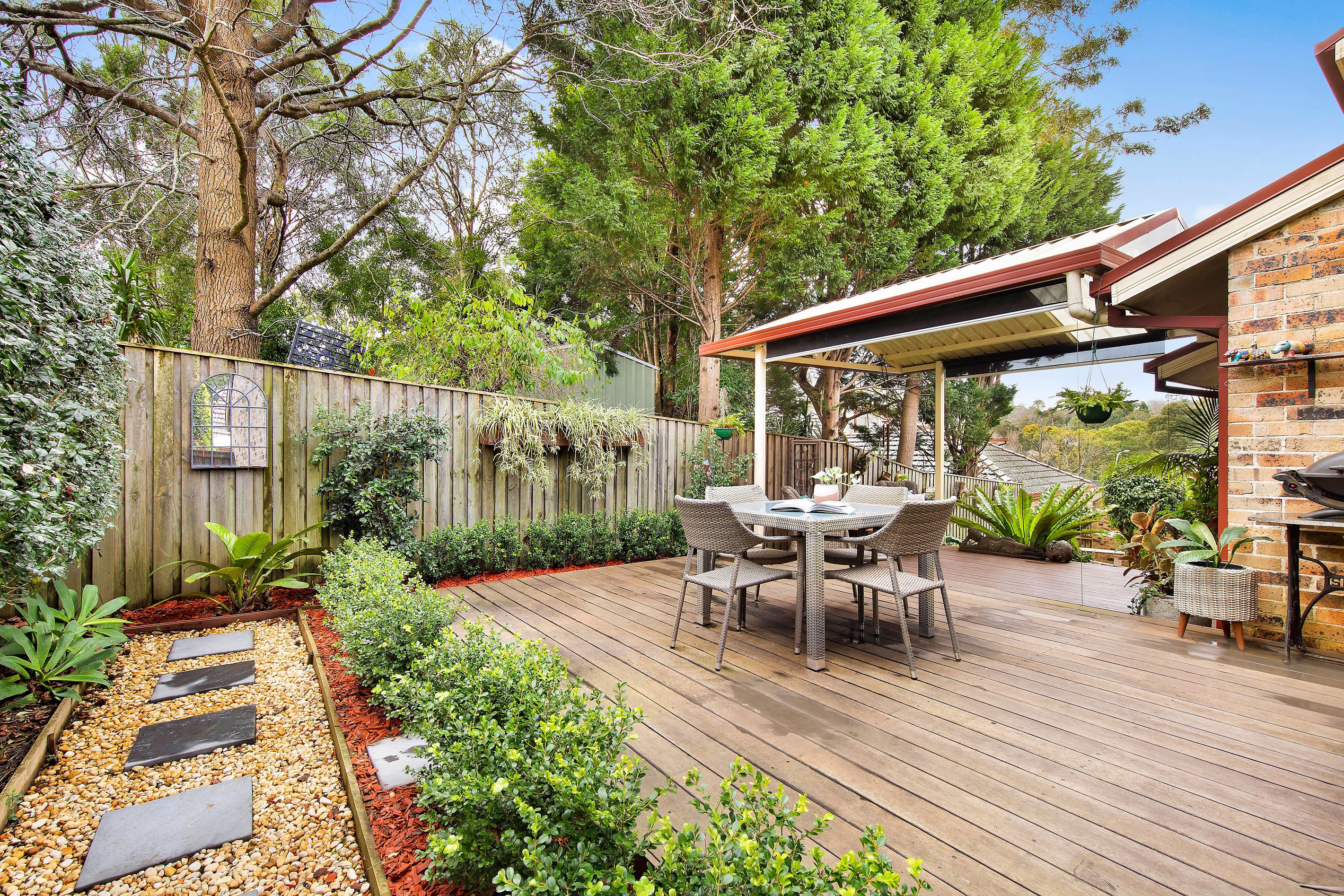 2 Deakin Way, Wahroonga, NSW 2076