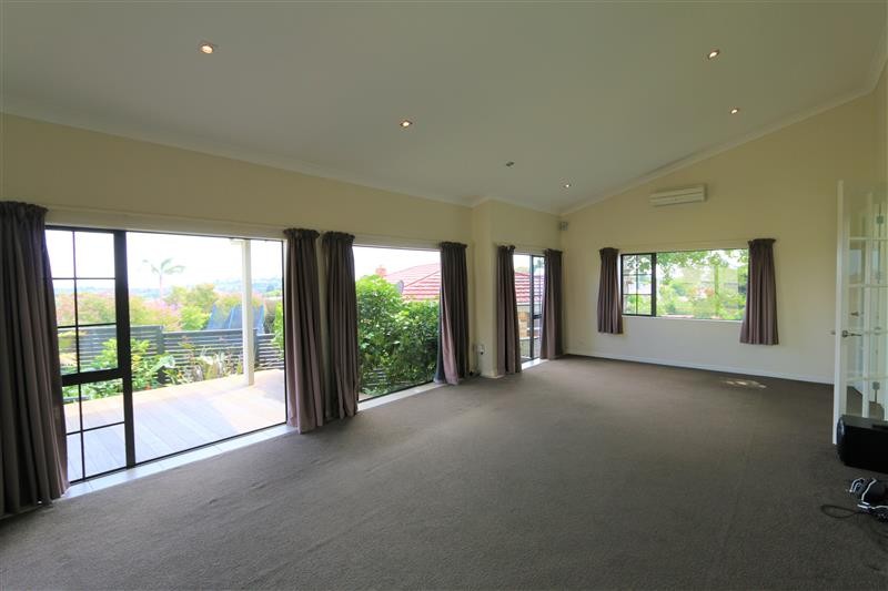 66a Bradbury Road, Botany Downs, Manukau City