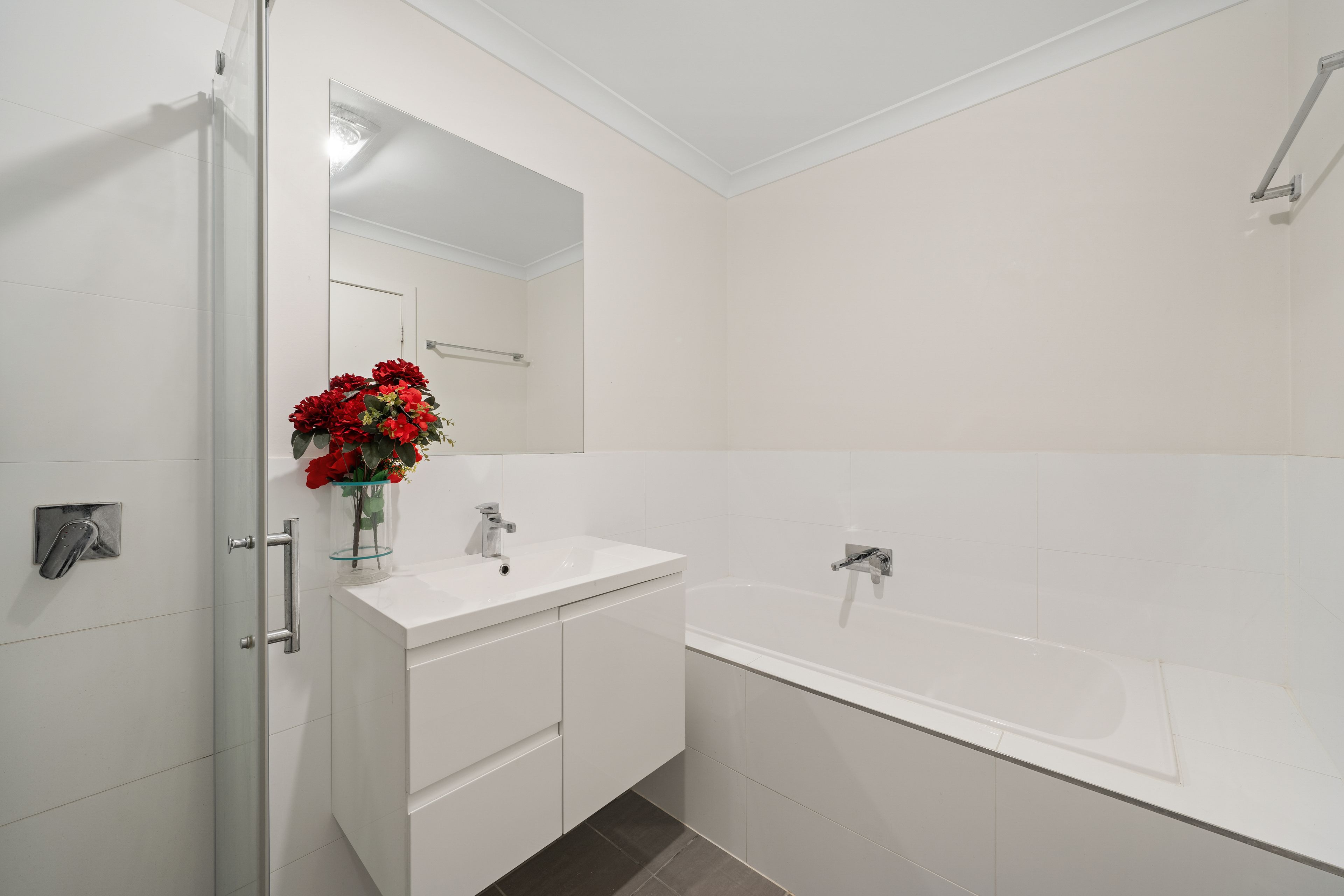 59/36 Dulcie Holland Crescent — photo 10 of 16