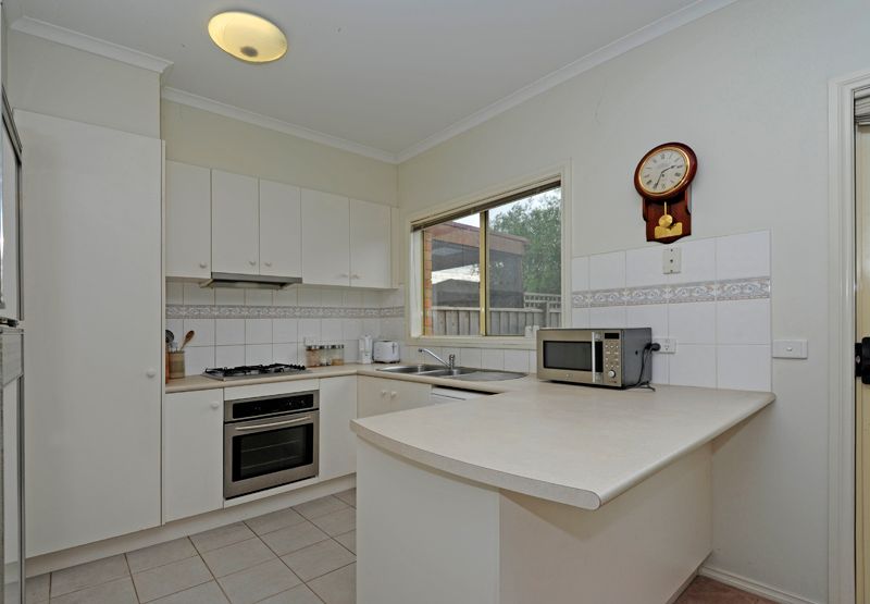 24 Ironbark Drive, Bundoora, VIC 3083