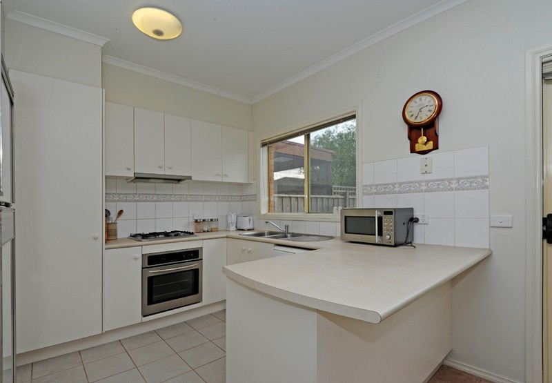 24 Ironbark Drive, Bundoora, VIC 3083