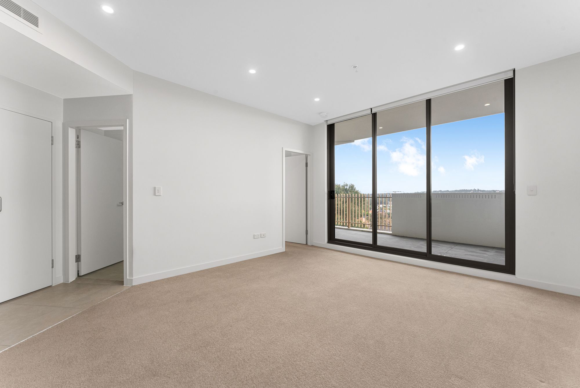 305/39 Devlin Street — photo 5 of 13