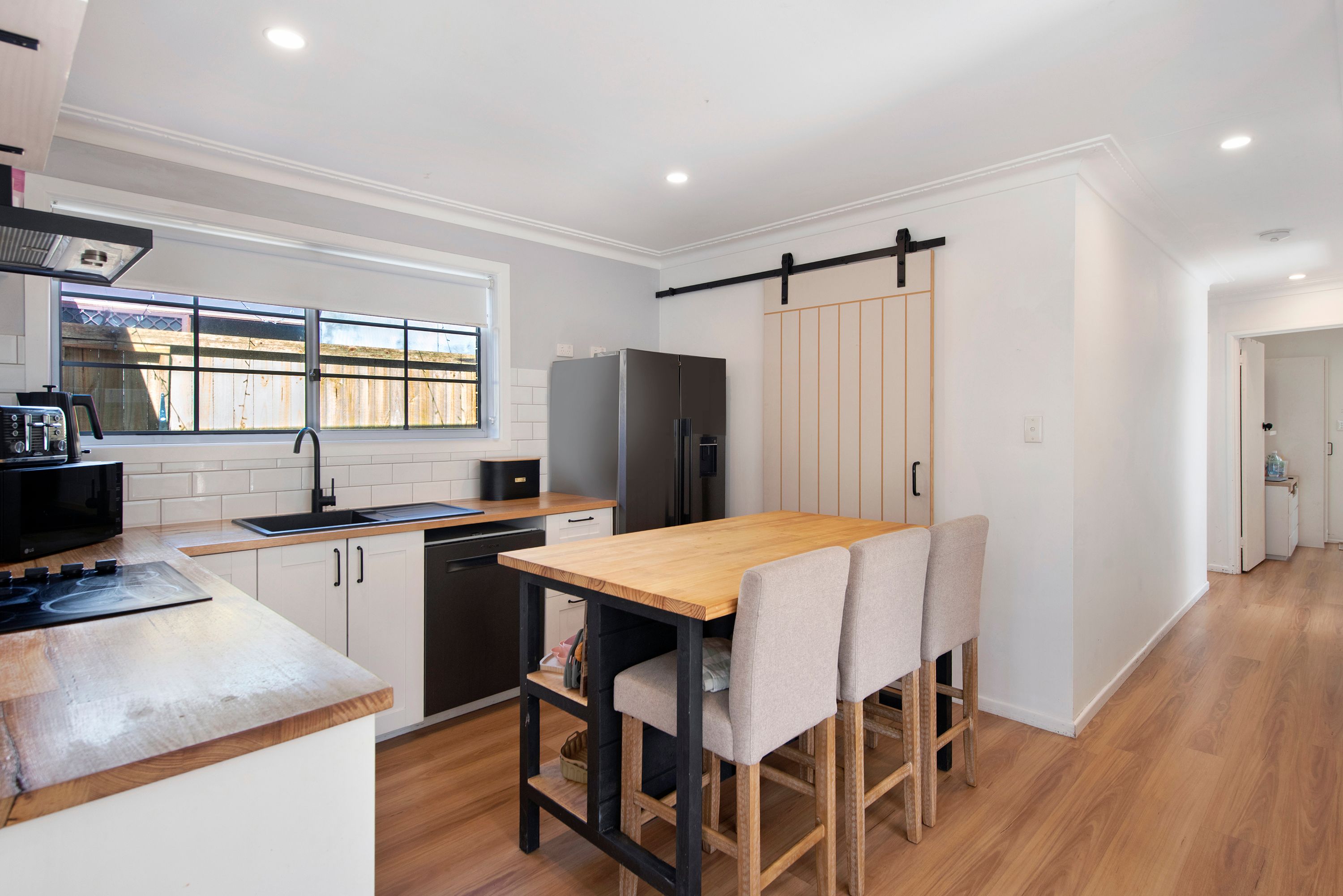 1/6 Craft Court — photo 4 of 13